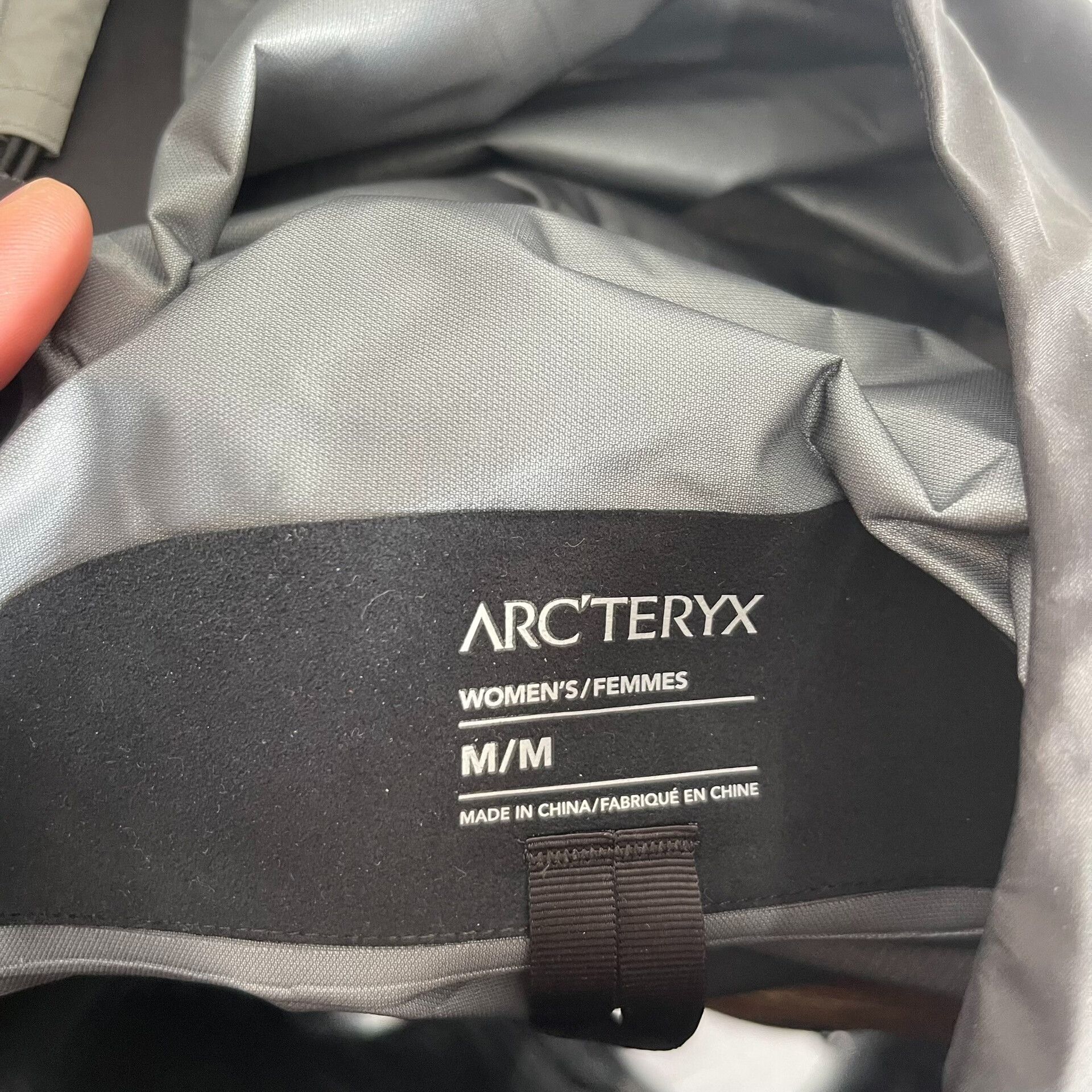 Arc'teryx Arcteryx BETA SL Women's Jacket Black Size M / US 6-8 / IT 42-44 - 5 Thumbnail