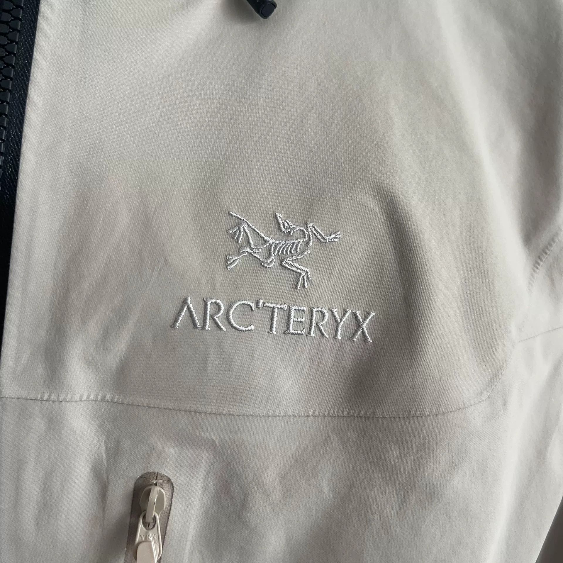 Arc'teryx Arc'teryx Women's Alpha SV Jacket M Size M / US 6-8 / IT 42-44 - 2 Thumbnail