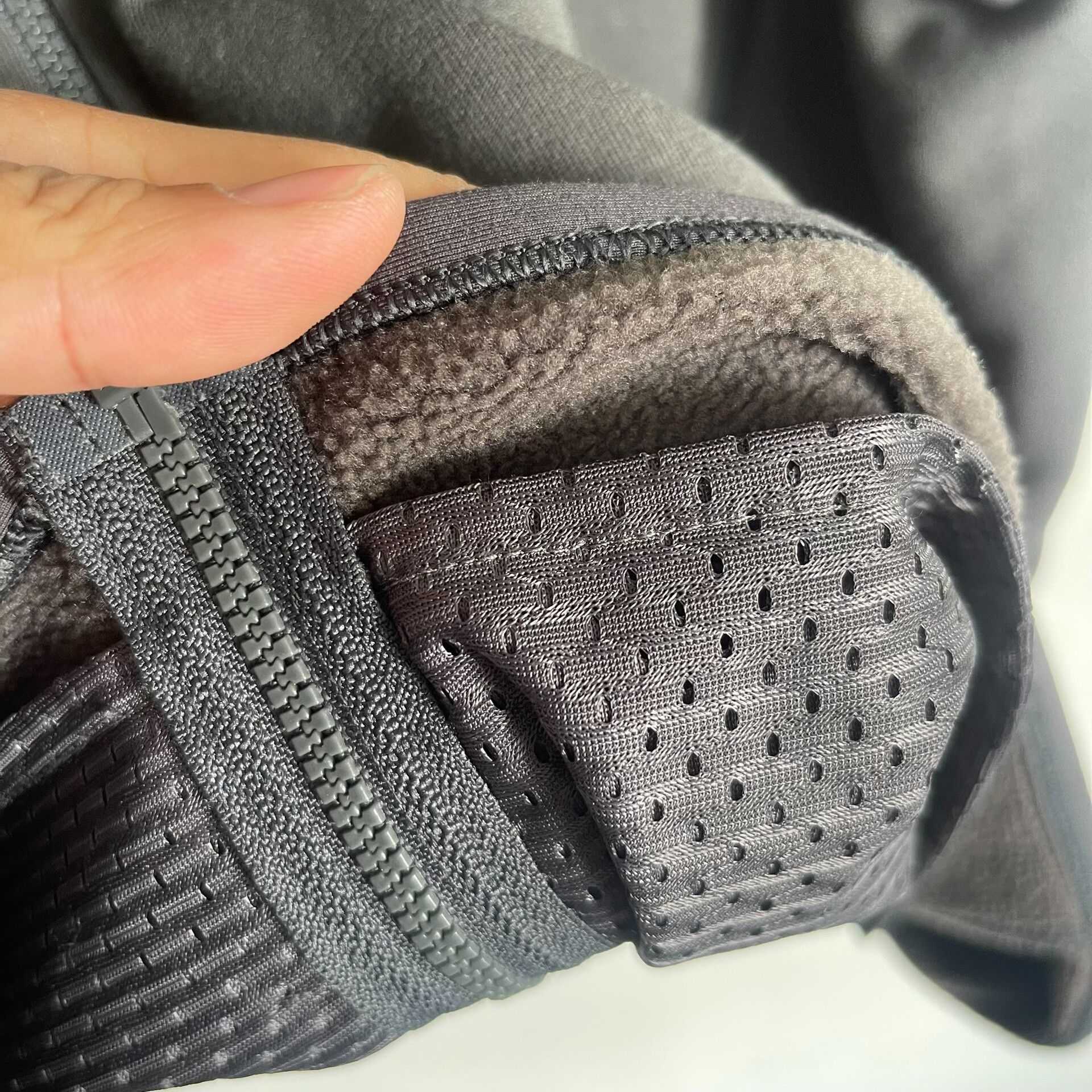 Arc'teryx Arcteryx Men's Gray Fleece Jacket XXL Size US XXL / EU 58 / 5 - 5 Thumbnail