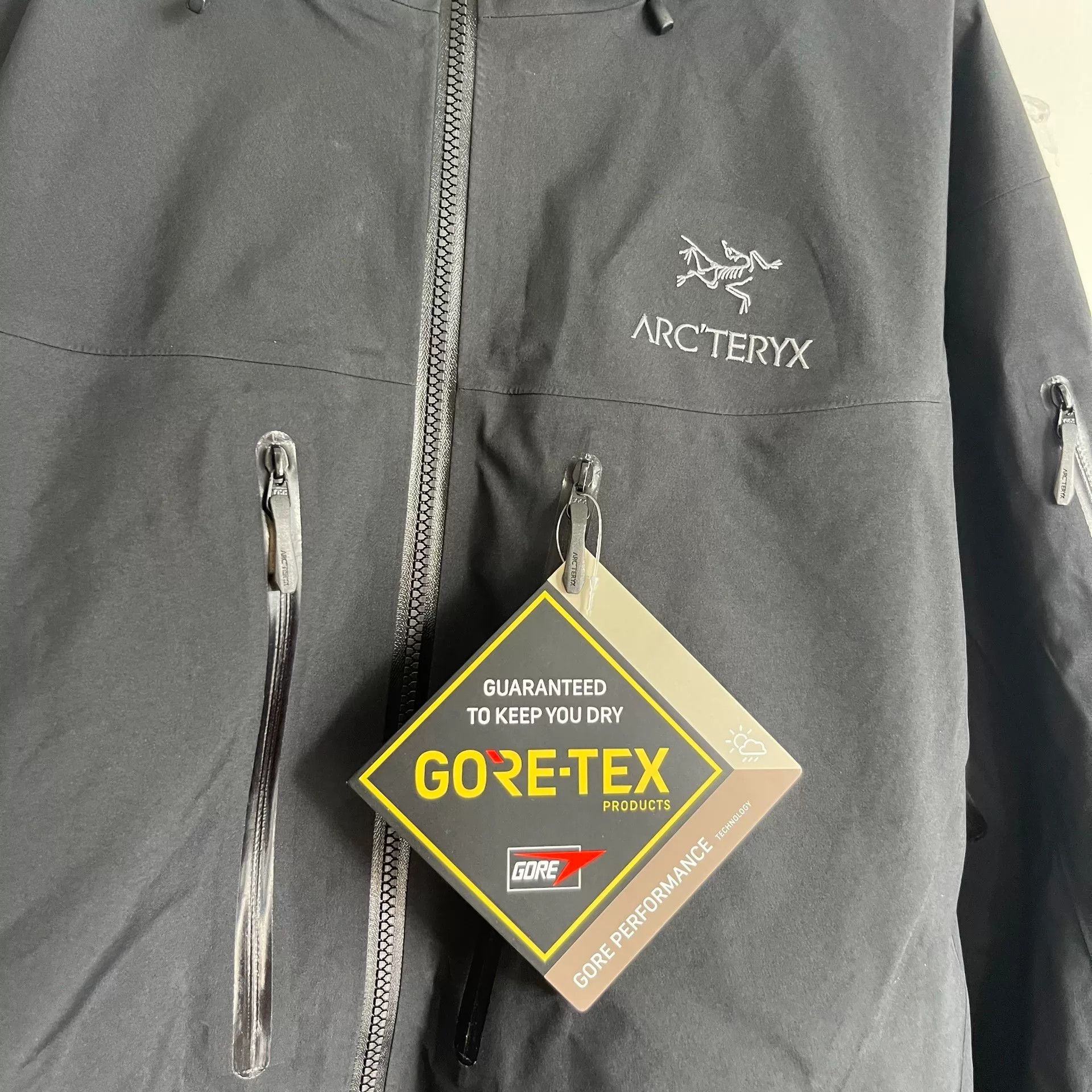 Arc'teryx Arcteryx Alpha SV Gore-Tex Jacket Size US XL / EU 56 / 4 - 2 Thumbnail