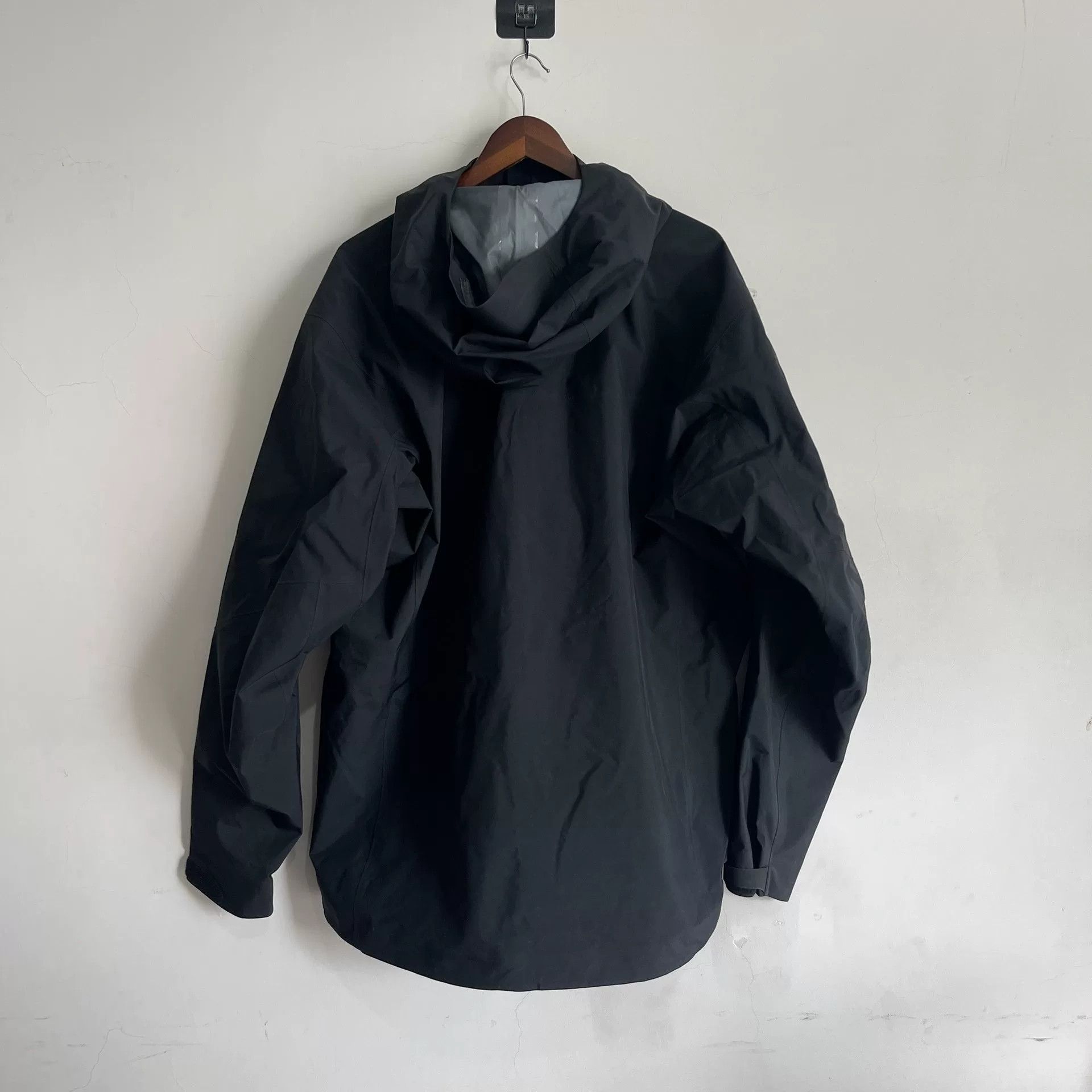 Arc'teryx Arcteryx Alpha SV Gore-Tex Jacket Size US XL / EU 56 / 4 - 6 Thumbnail