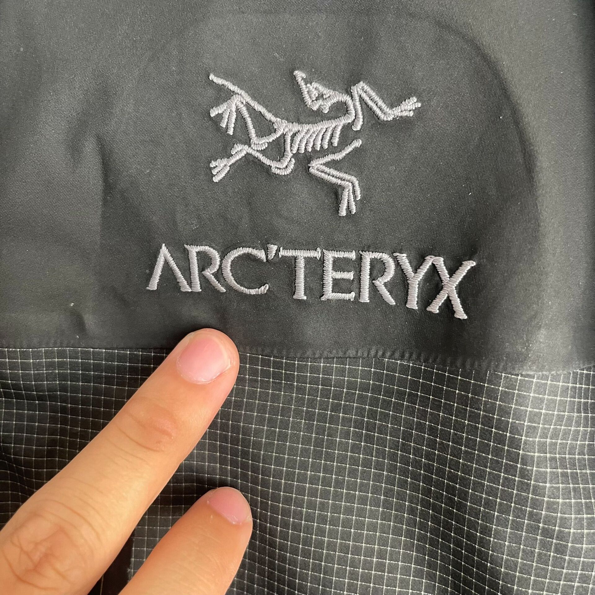 Arc'teryx Arc'teryx Alpha Jacket for Men Size US XL / EU 56 / 4 - 2 Thumbnail