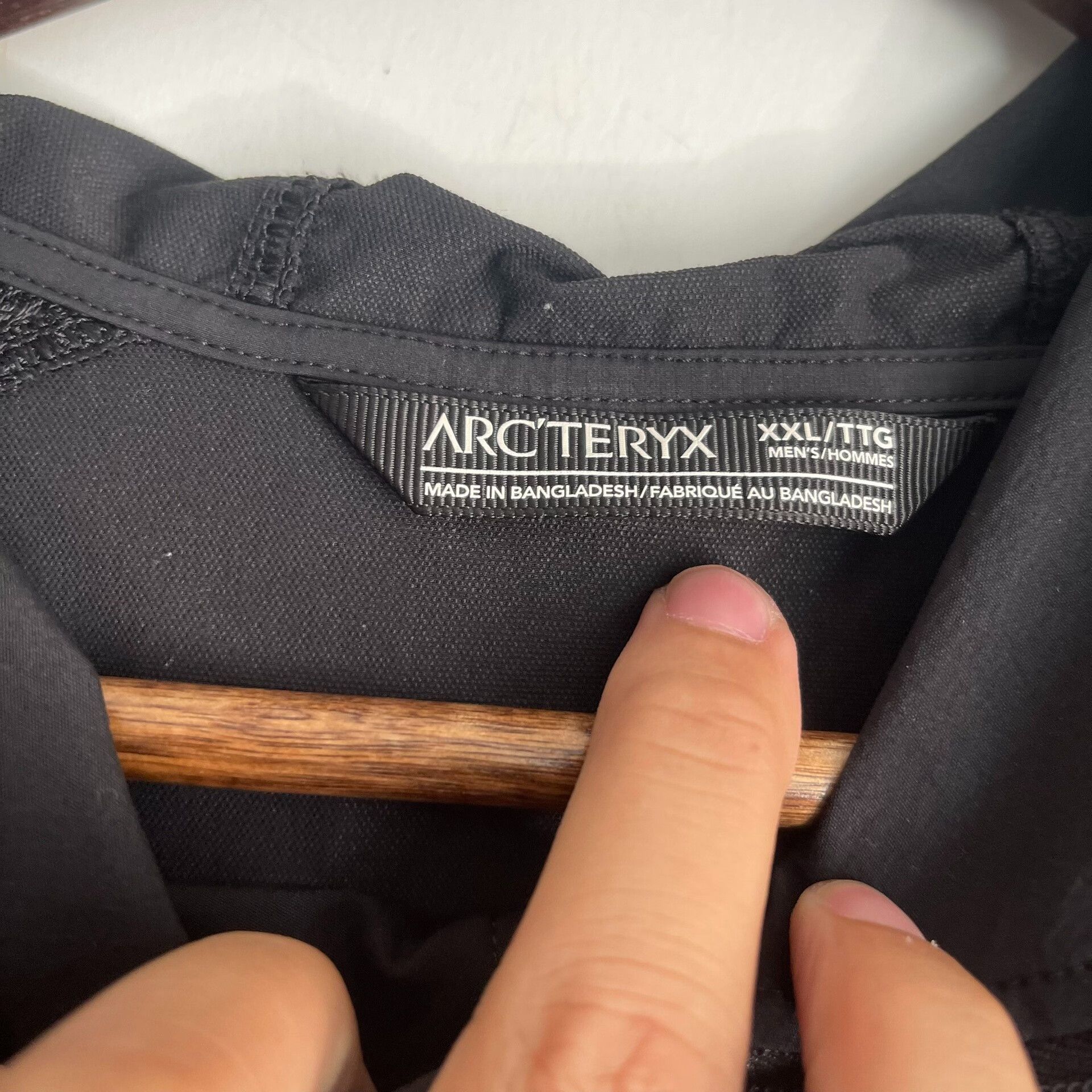 Arc'teryx Arcteryx Lightweight Black Hooded Jacket Size US XXL / EU 58 / 5 - 3 Thumbnail