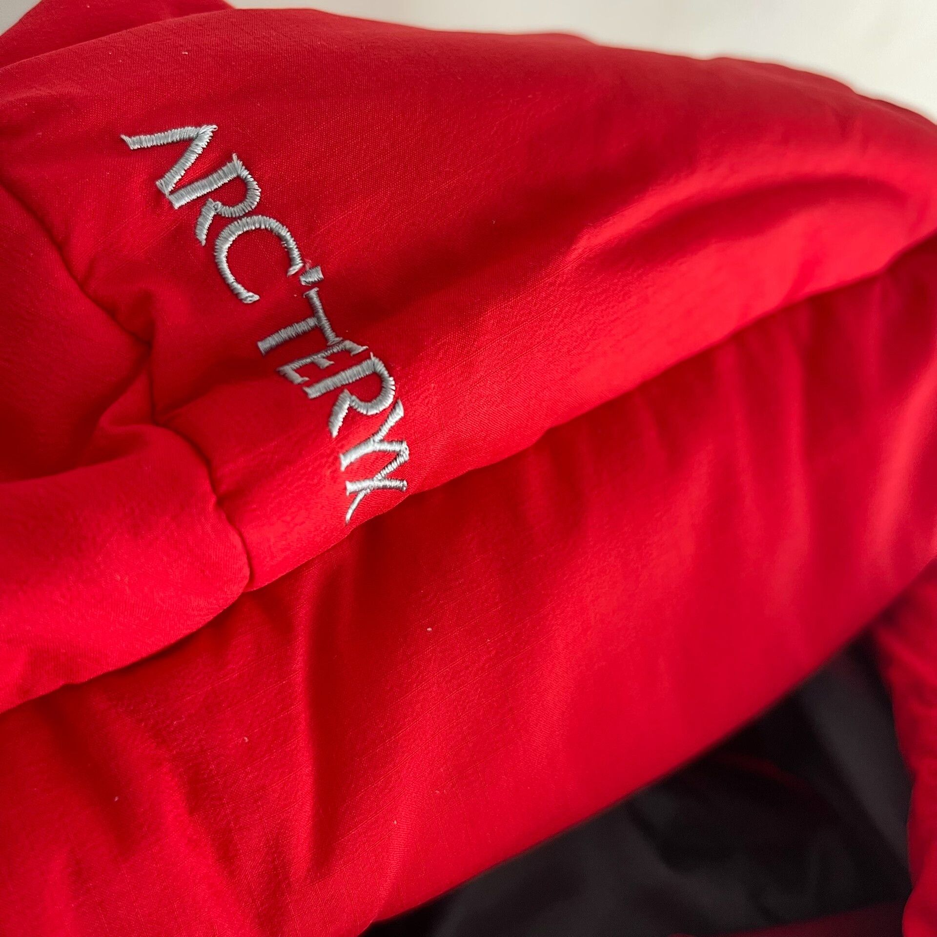 Arc'teryx Arcteryx Atom Heavyweight Hoody Red Size US XL / EU 56 / 4 - 5 Thumbnail