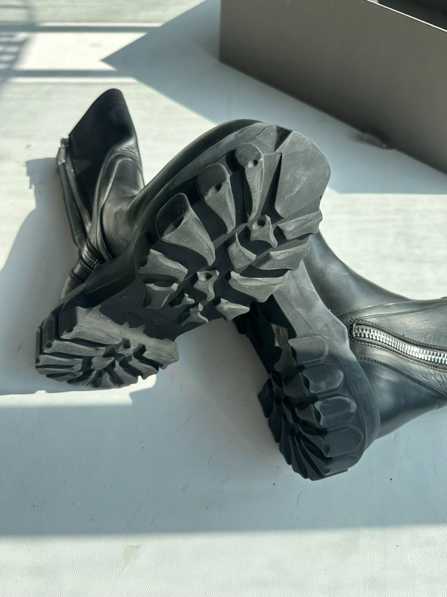 Rick Owens Rick Owens Tall Side-Zip Octopus Boots Size US 4 / IT 34 - 3 Thumbnail