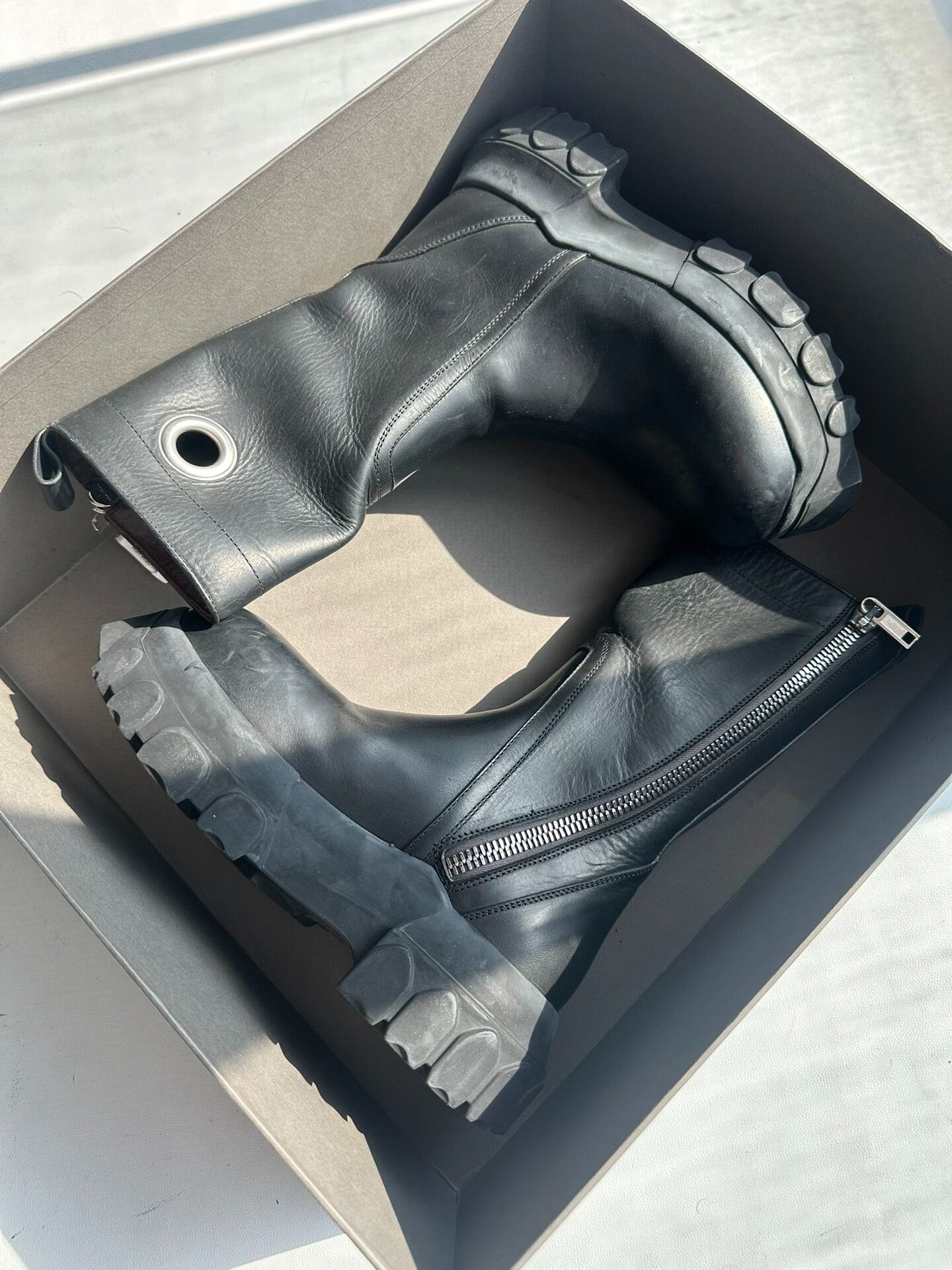 Rick Owens Rick Owens Tall Side-Zip Octopus Boots Size US 4 / IT 34 - 4 Thumbnail