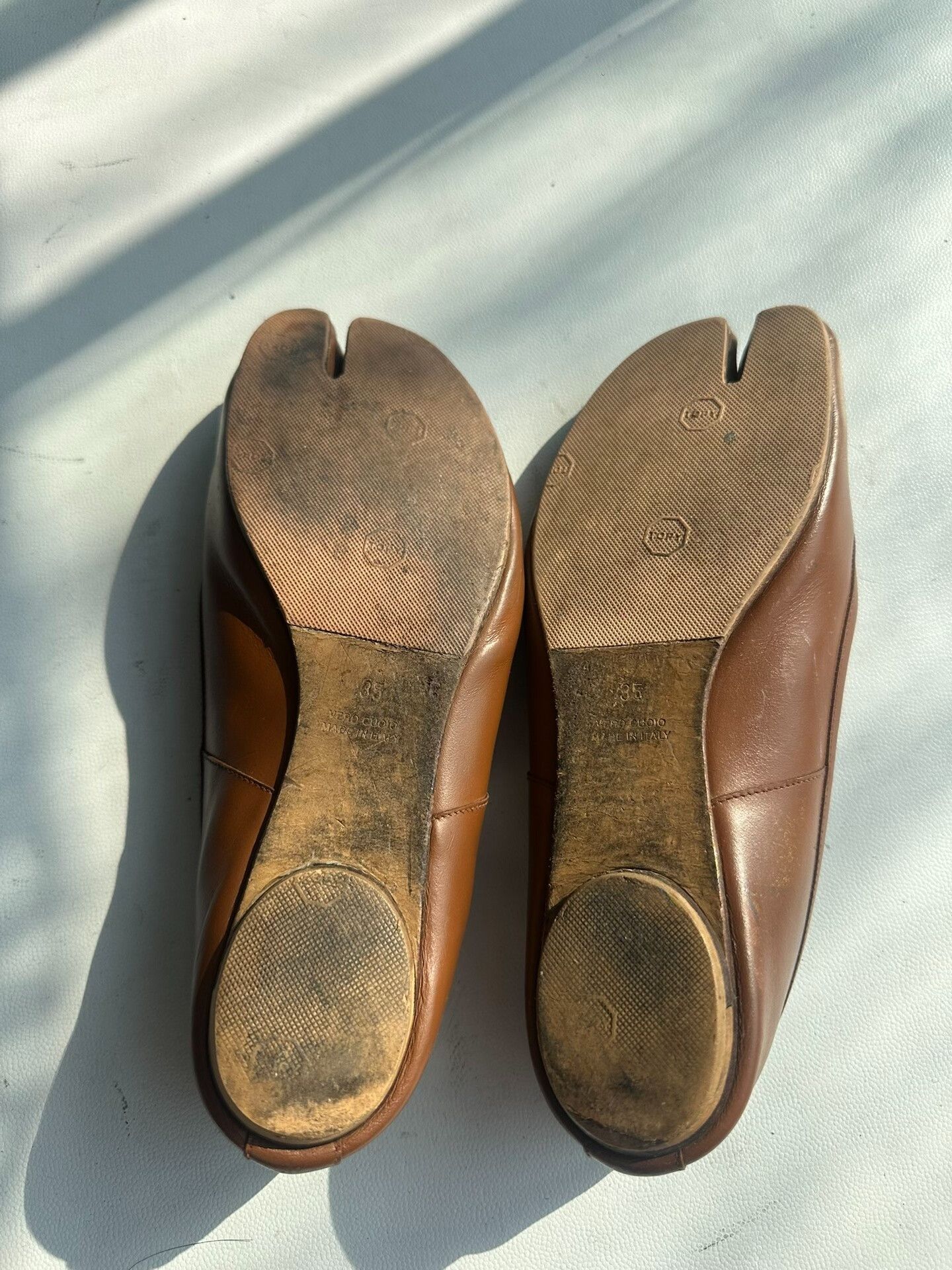 Maison Margiela Maison Margiela Tabi Leather Ballet Flats Size US 4 / IT 34 - 4 Thumbnail