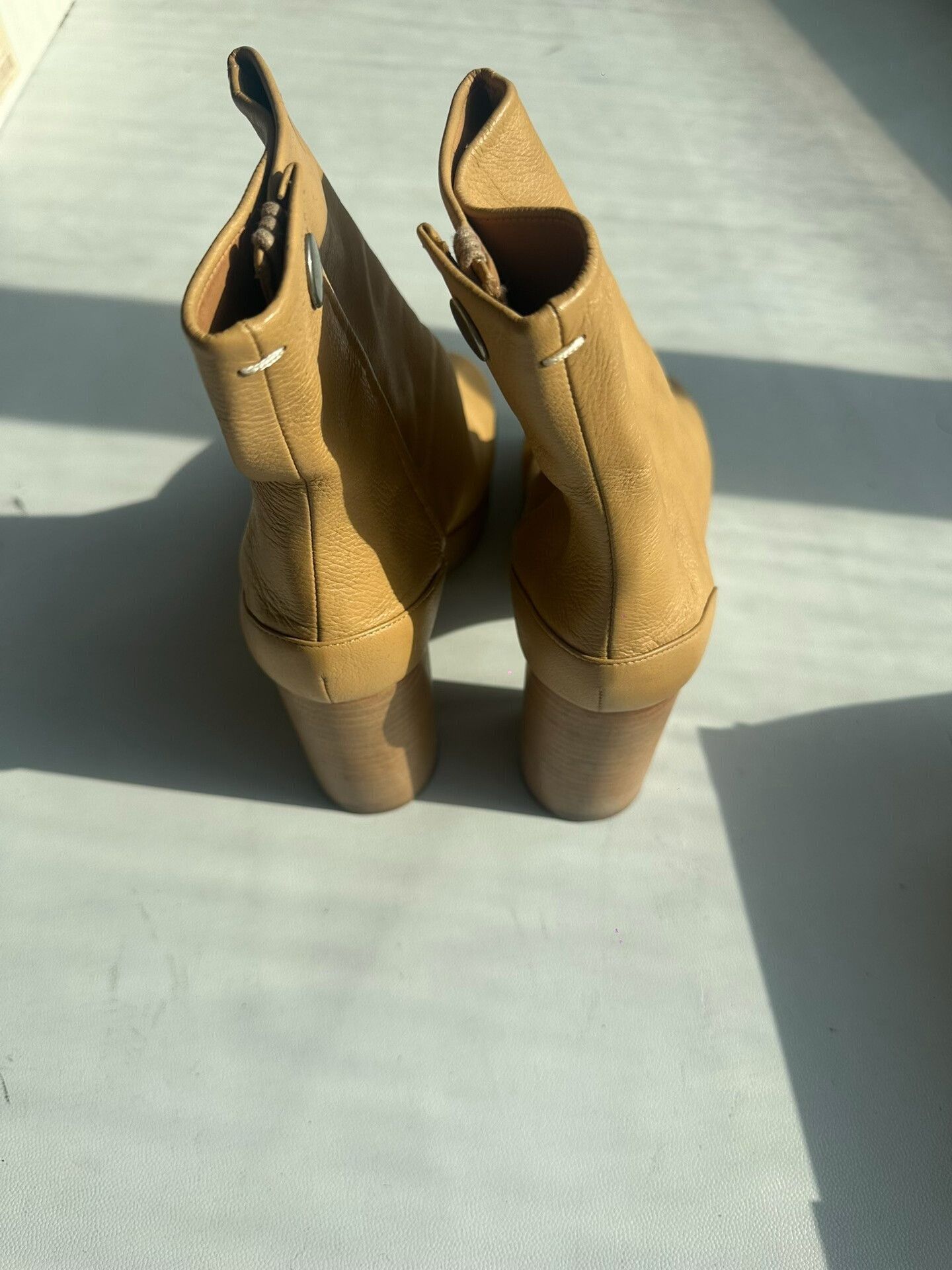 Maison Margiela Maison Margiela Tabi Heeled Shoes Size 35 Size US 4 / IT 34 - 2 Thumbnail