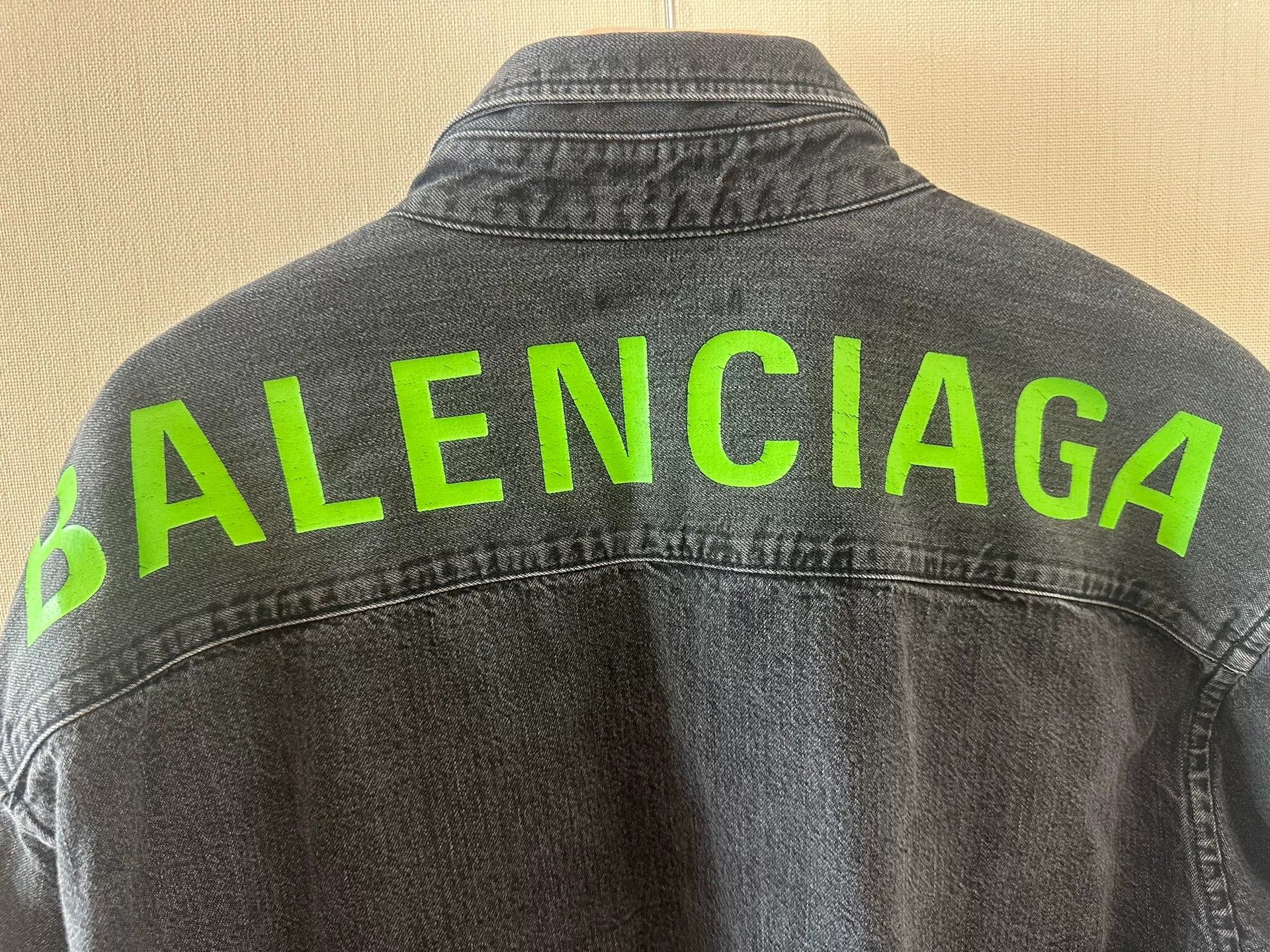 Balenciaga Balenciaga Distressed Denim Shirt Jacket Size US M / EU 48-50 / 2 - 4 Thumbnail