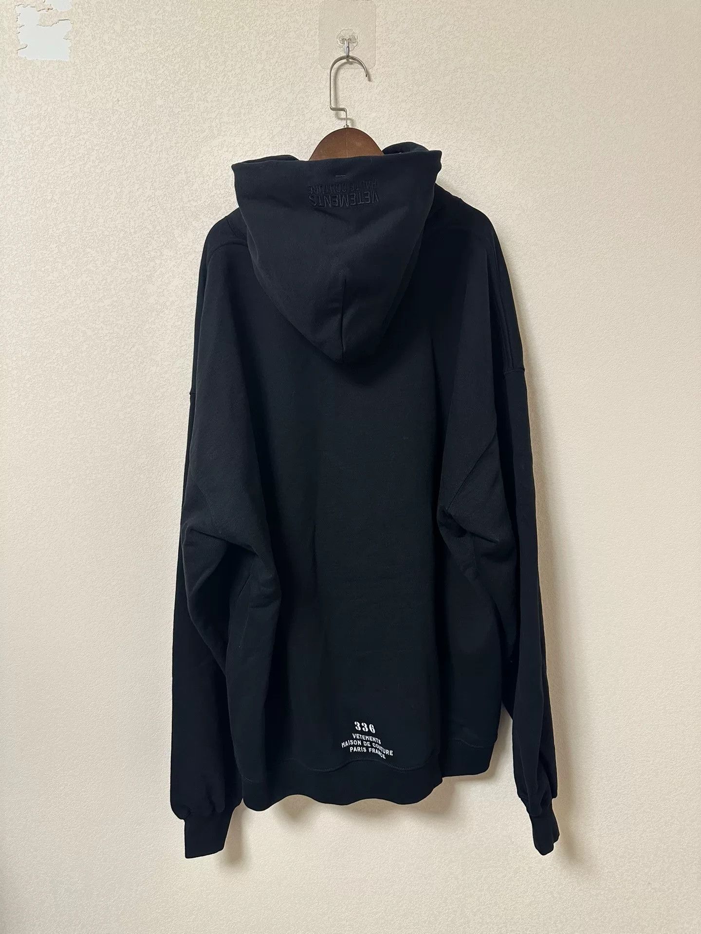 Vetements VETEMENTS Printed Black Hoodie Size US M / EU 48-50 / 2 - 2 Thumbnail