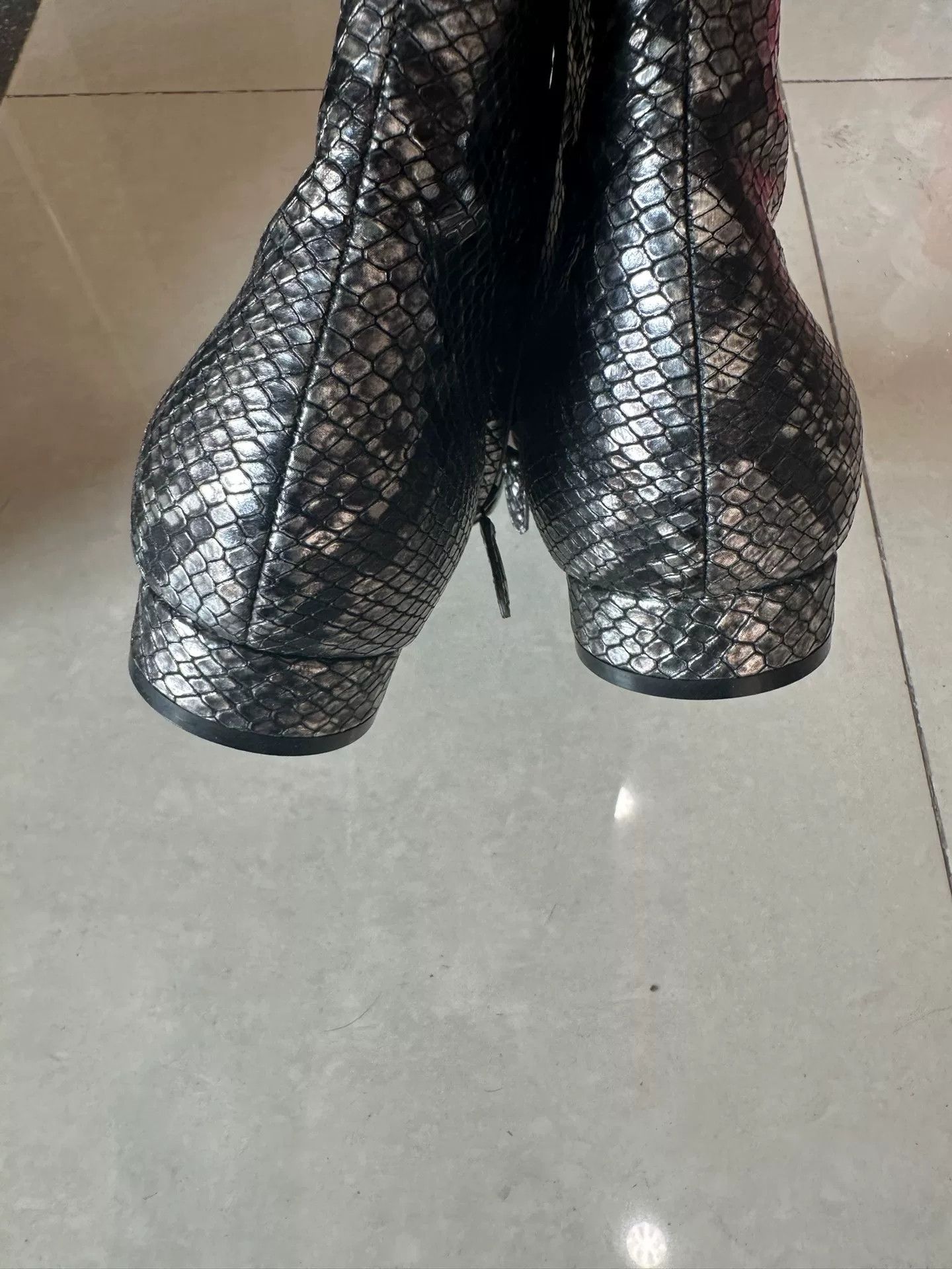 Balenciaga Balenciaga Snake Print Ankle Boots Size 37 Size US 6 / IT 36 - 2 Thumbnail