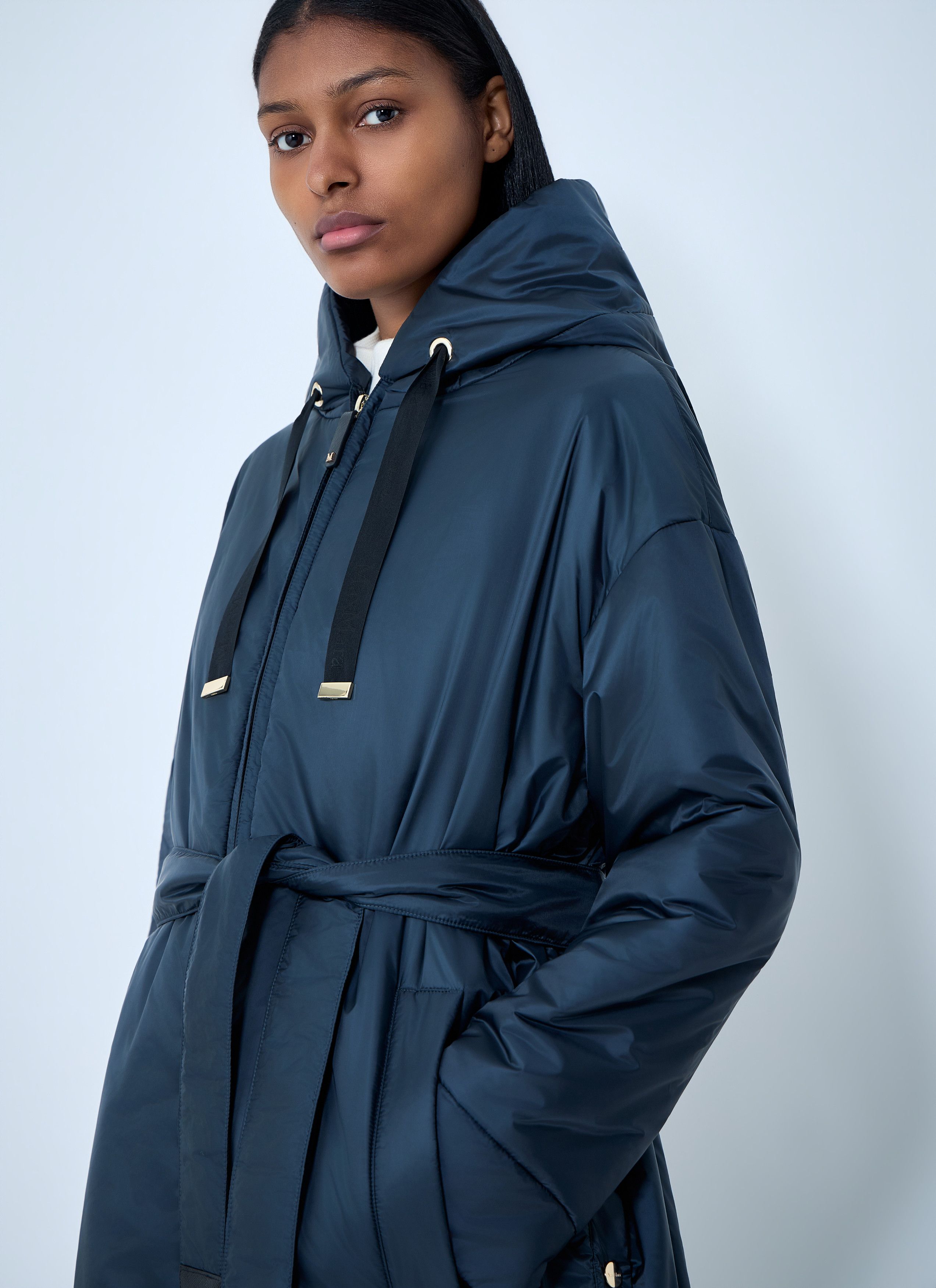 Max Mara Hooded Quilted Coat with Belt Size M / US 6-8 / IT 42-44 - 5 Thumbnail