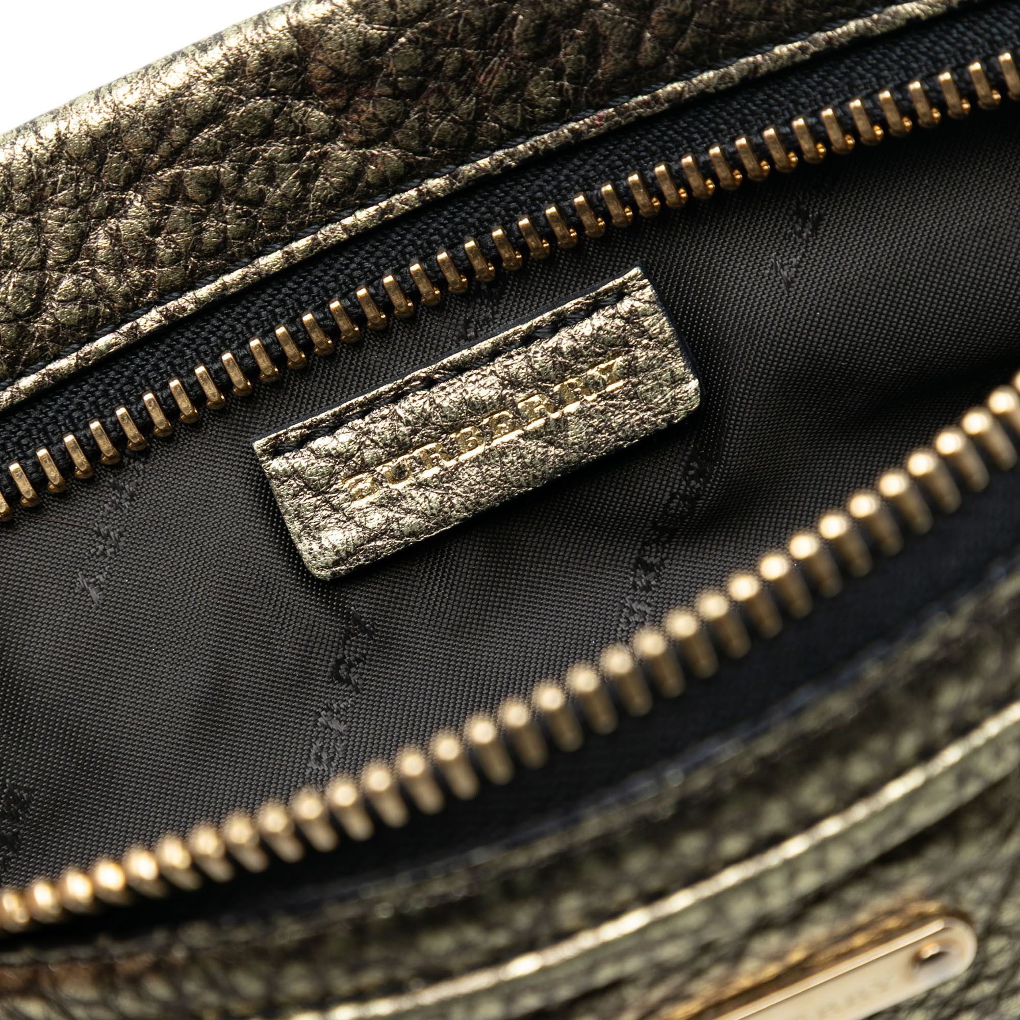 Burberry Burberry Metallic Grained Leather Wristlet Clutch Size ONE SIZE - 5 Thumbnail