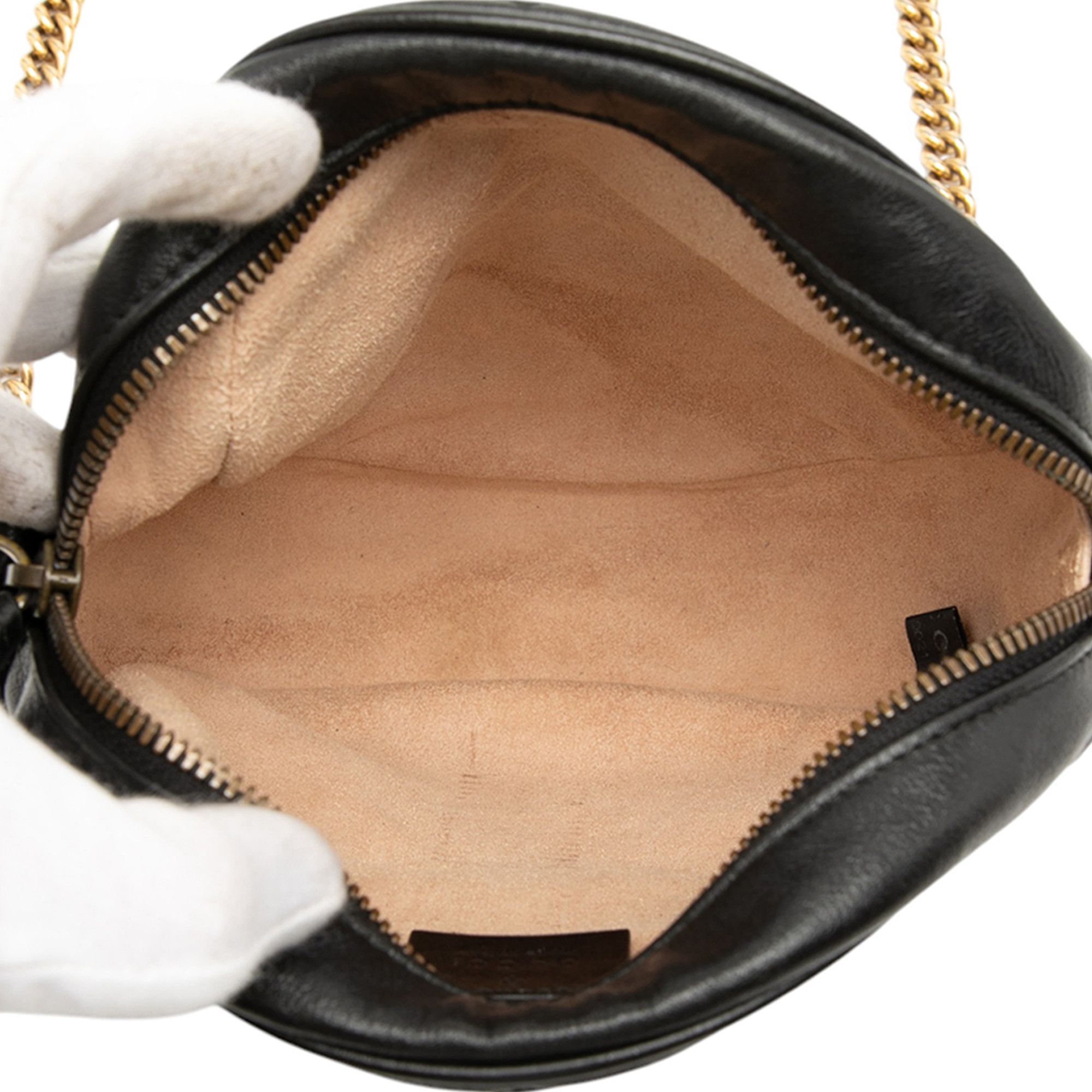 Gucci Gucci Mini GG Marmont Matelasse Leather Round Crossbody Size ONE SIZE - 4 Thumbnail
