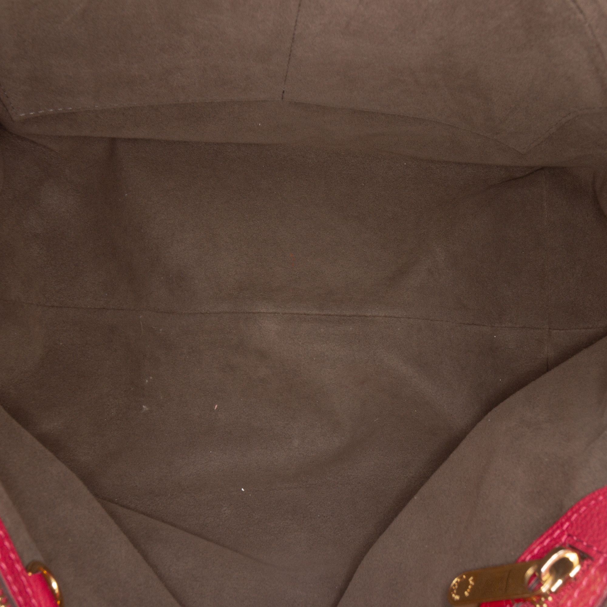 Louis Vuitton Louis Vuitton Monogram Mahina Cirrus PM Size ONE SIZE - 4 Thumbnail