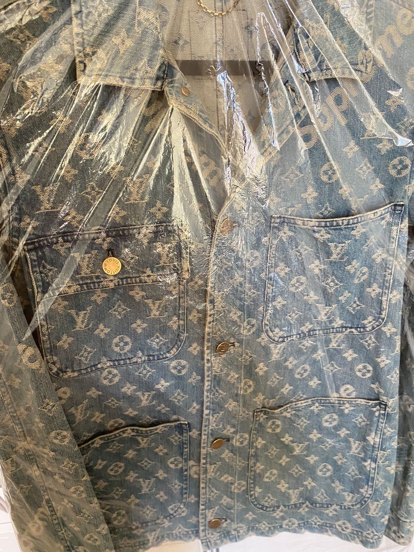 Louis Vuitton Louis Vuitton Supreme Denim Jacket Size 44 Size US S / EU 44-46 / 1 - 3 Thumbnail