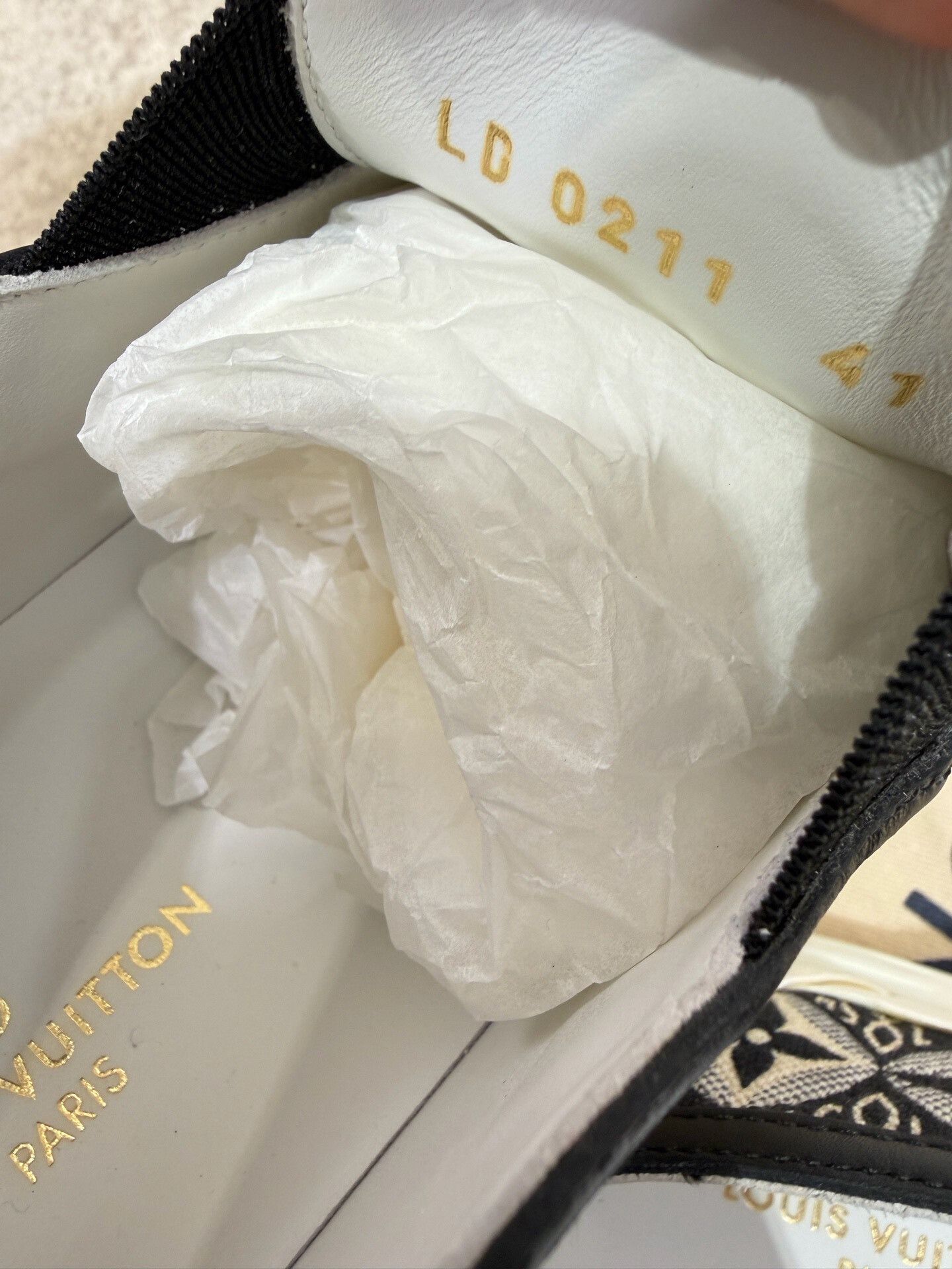 Louis Vuitton Louis Vuitton Limited Edition Slip-On Sneakers Size US 8 / EU 41 - 7 Thumbnail