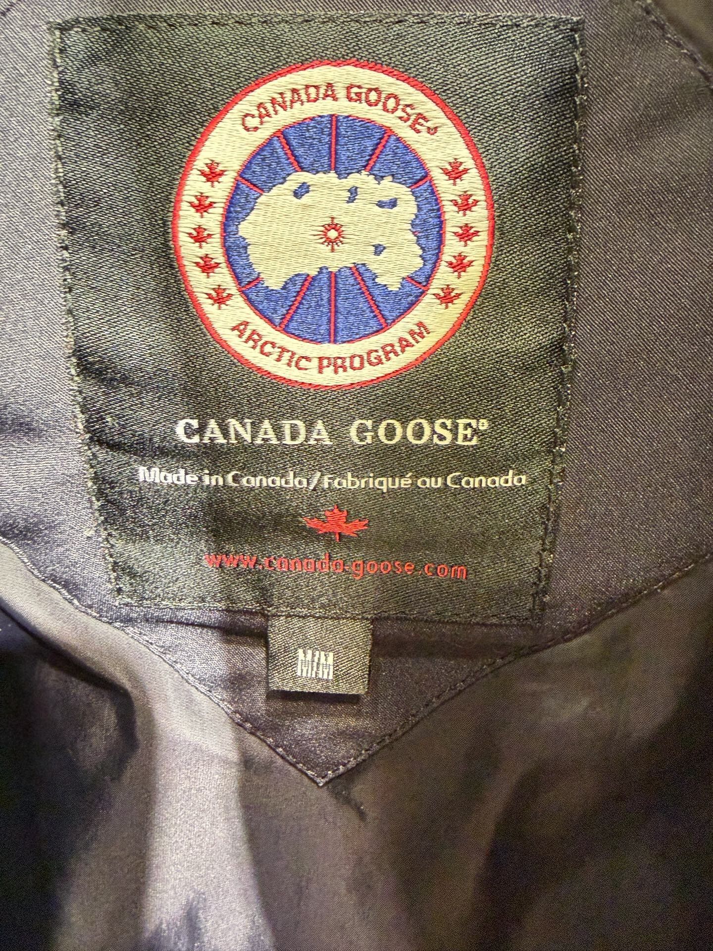 Canada Goose Canada Goose Navy Blue Hooded Down Jacket Size US M / EU 48-50 / 2 - 6 Thumbnail