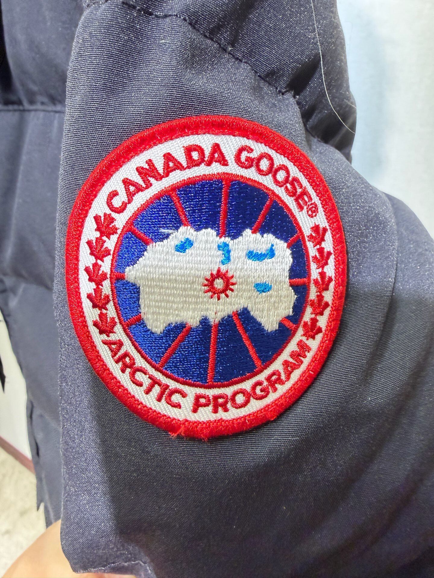 Canada Goose Canada Goose Navy Blue Hooded Down Jacket Size US M / EU 48-50 / 2 - 5 Thumbnail