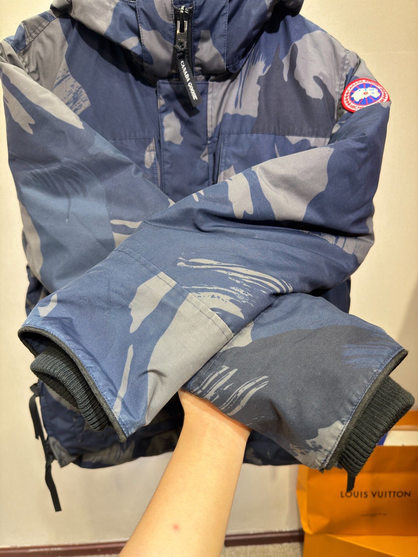 Canada Goose Canada Goose Maitland Blue Camo Down Jacket Size US XL / EU 56 / 4 - 5 Thumbnail