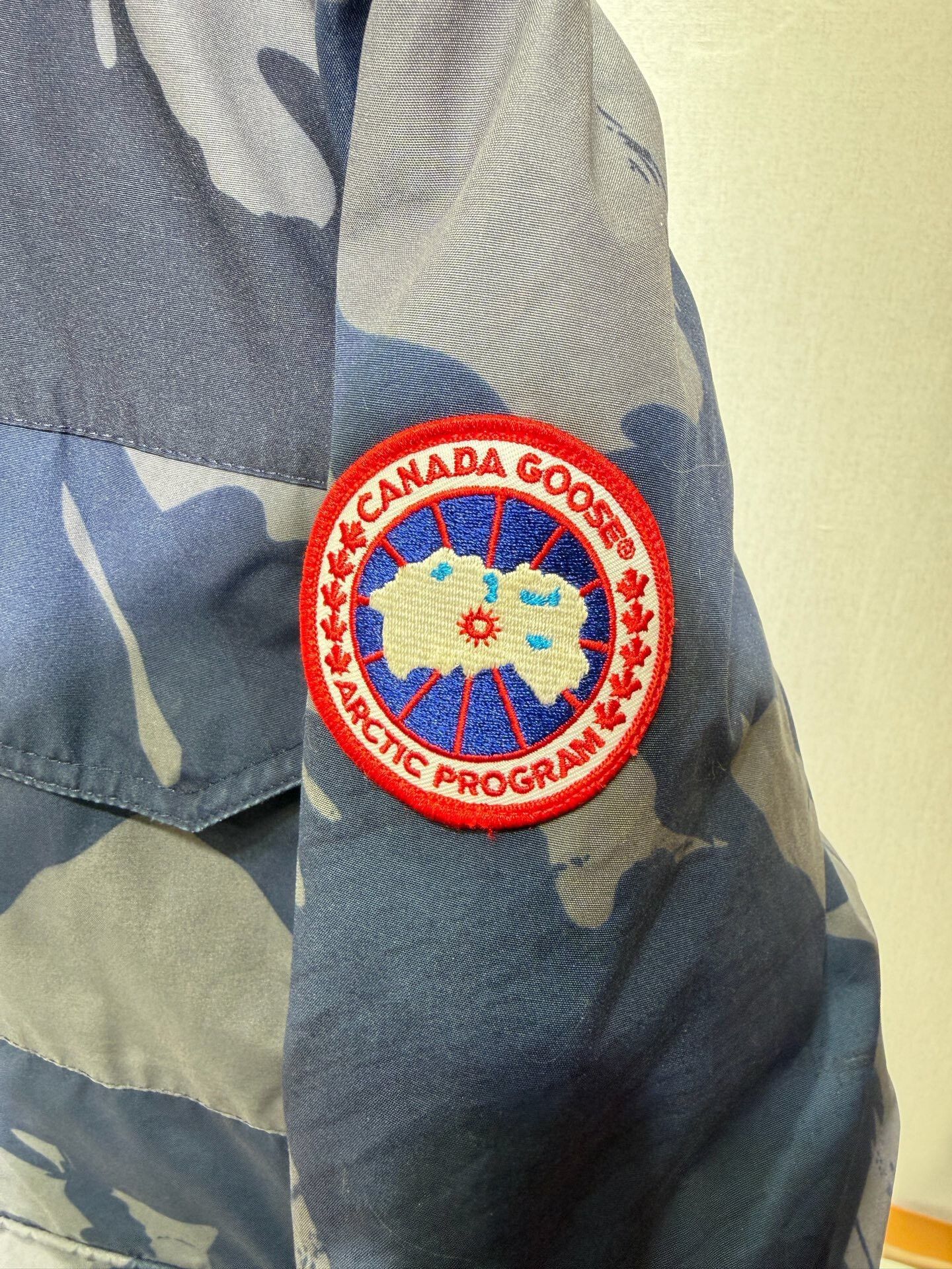 Canada Goose Canada Goose Maitland Blue Camo Down Jacket Size US XL / EU 56 / 4 - 4 Thumbnail