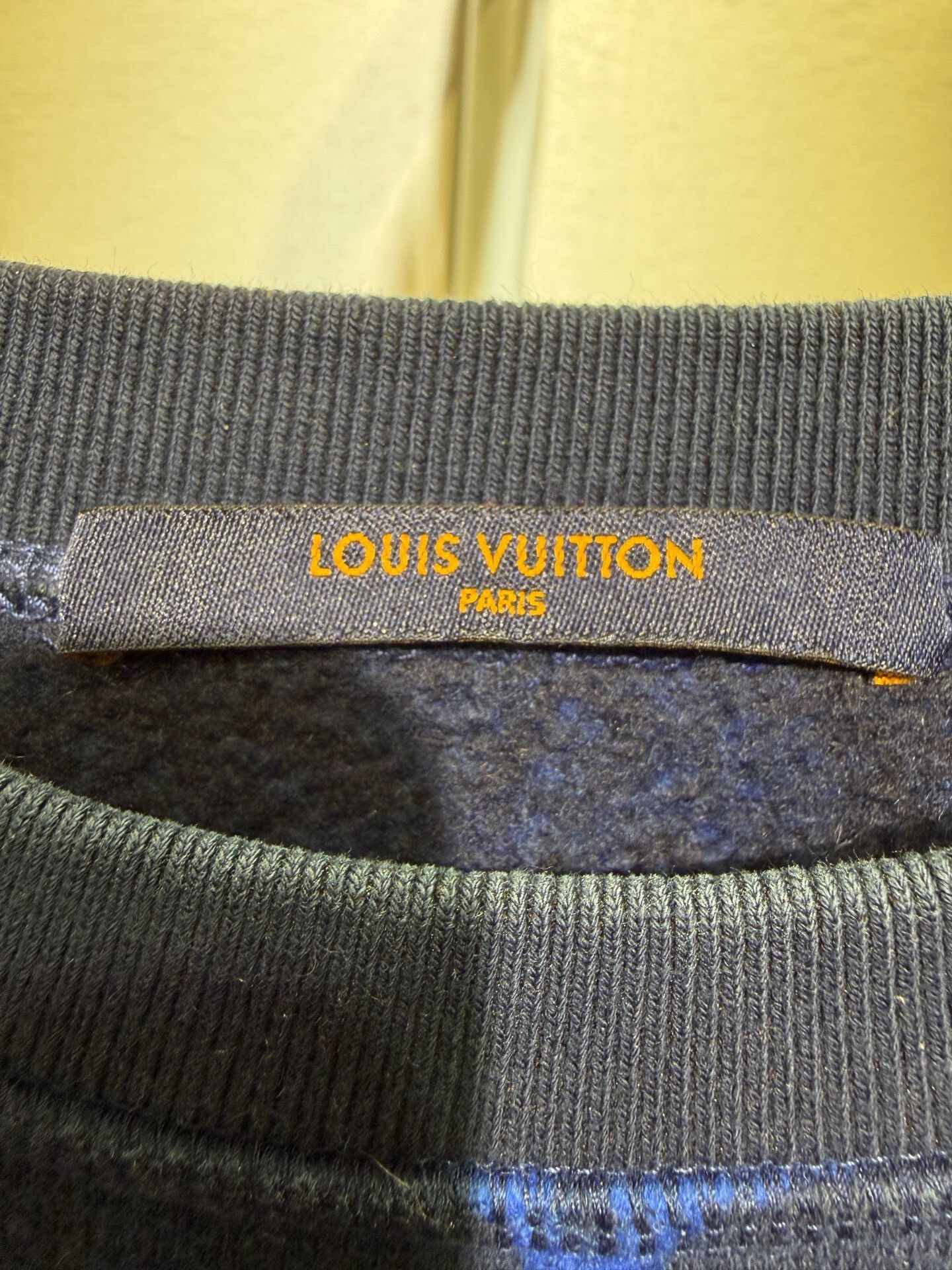 Louis Vuitton Louis Vuitton Blue Print Sweater Size M Size US M / EU 48-50 / 2 - 5 Thumbnail