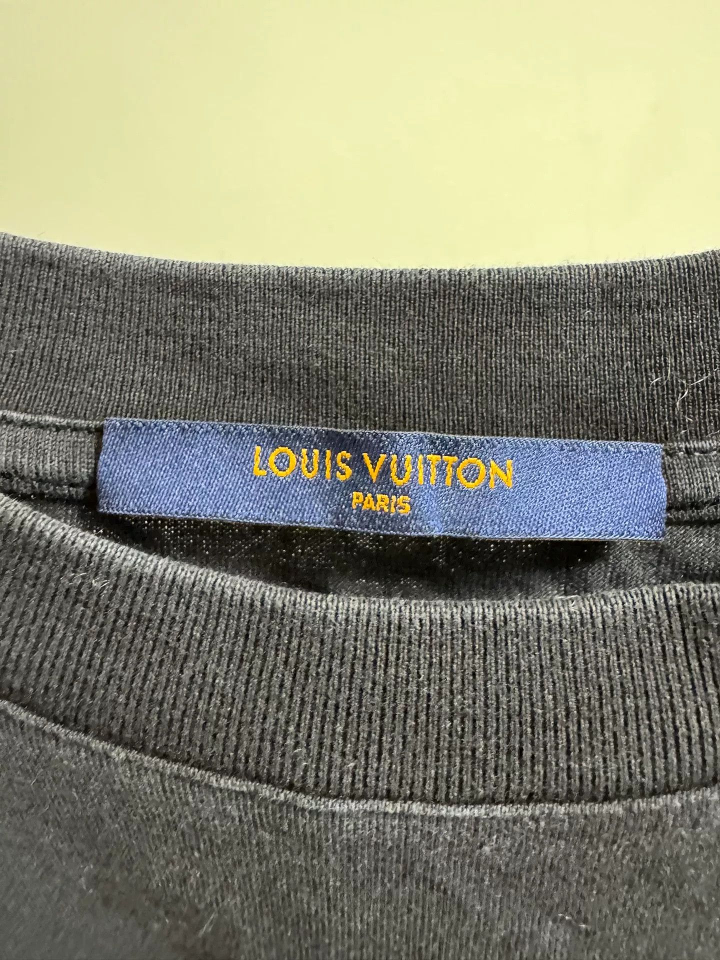Louis Vuitton Louis Vuitton Smoke Print T-Shirt XS Size US XS / EU 42 / 0 - 4 Thumbnail