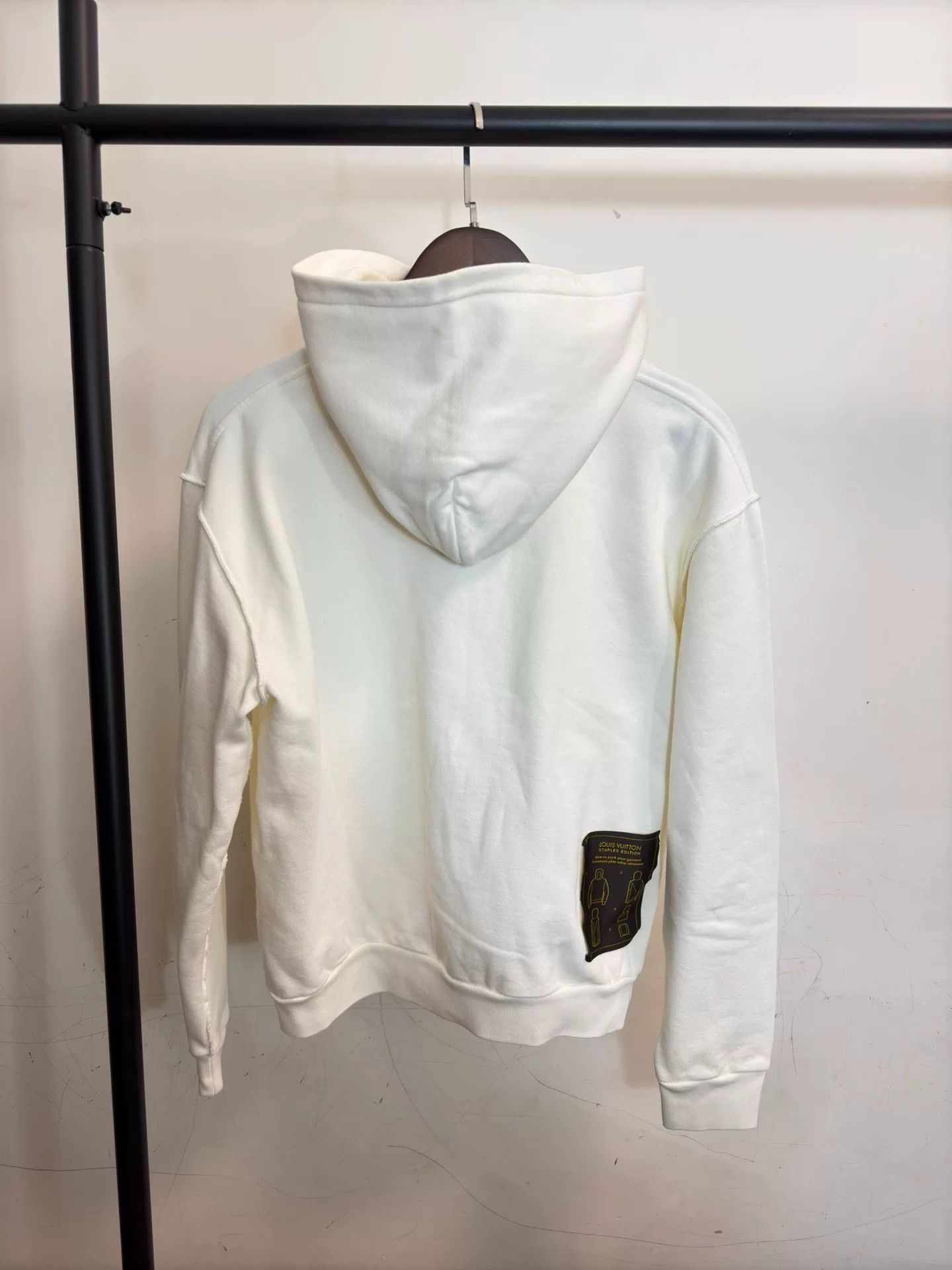 Louis Vuitton Louis Vuitton White Hooded Sweatshirt Size S Size S / US 4 / IT 40 - 2 Thumbnail