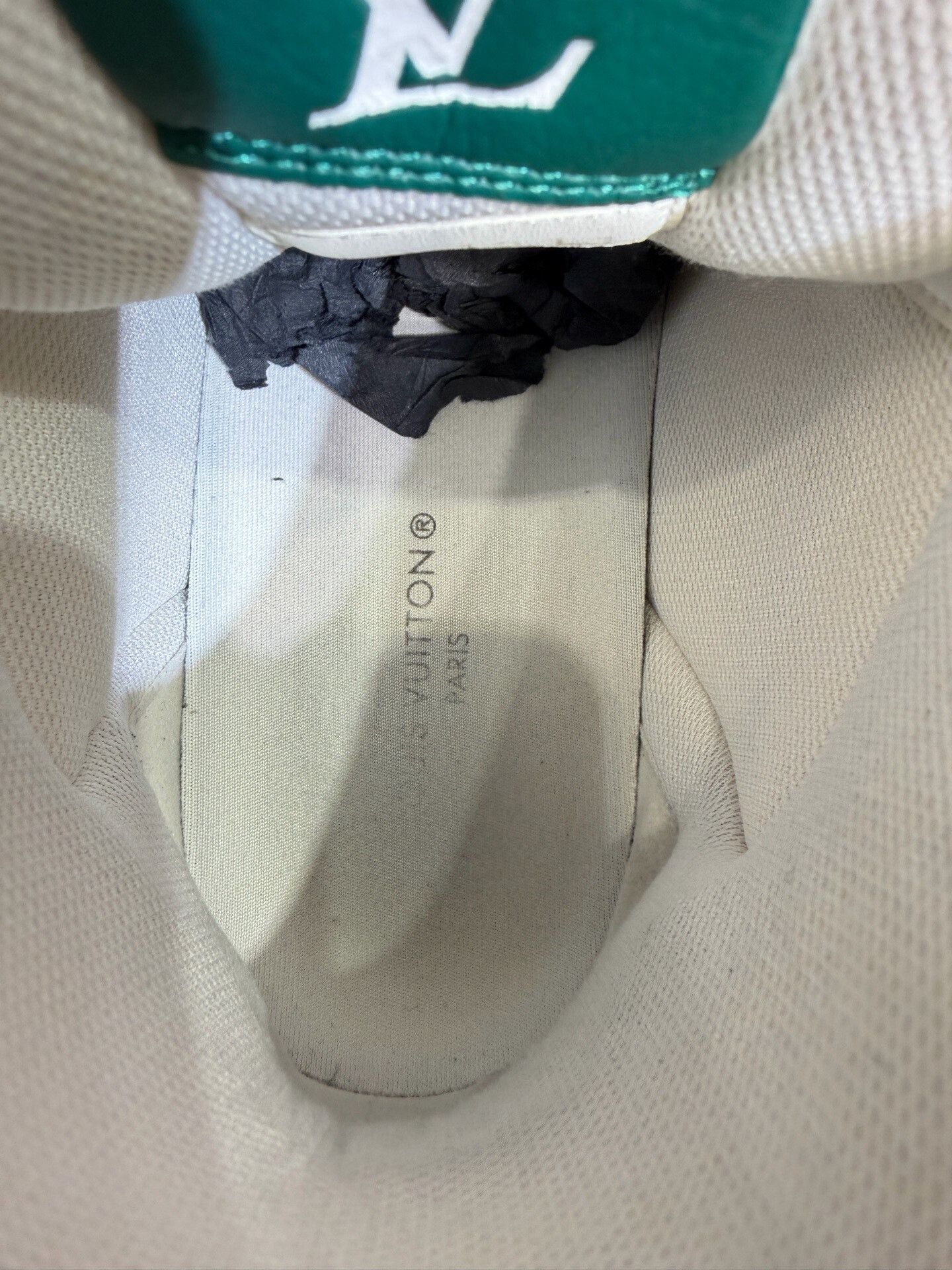Louis Vuitton Louis Vuitton High-Top Sneakers in White Green Size US 8 / EU 41 - 7 Thumbnail