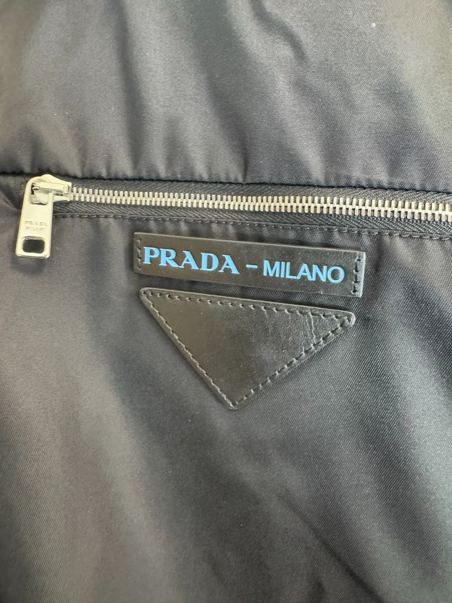 Prada Prada Black Logo Zipper Jacket Size 36 Size XS / US 0-2 / IT 36-38 - 4 Thumbnail