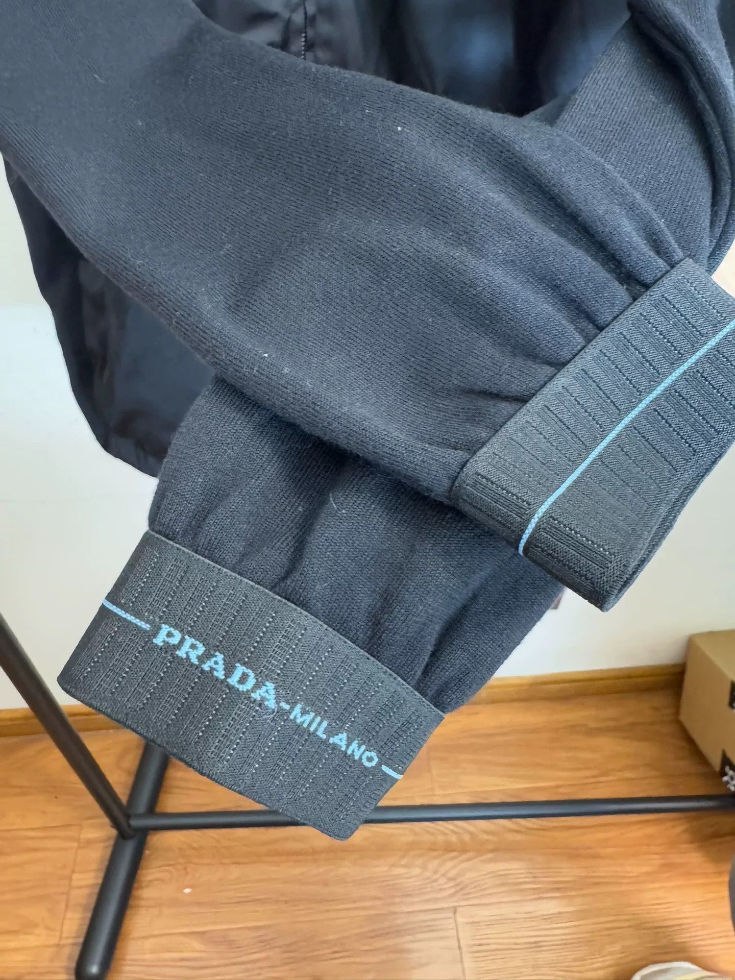 Prada Prada Black Logo Zipper Jacket Size 36 Size XS / US 0-2 / IT 36-38 - 7 Thumbnail