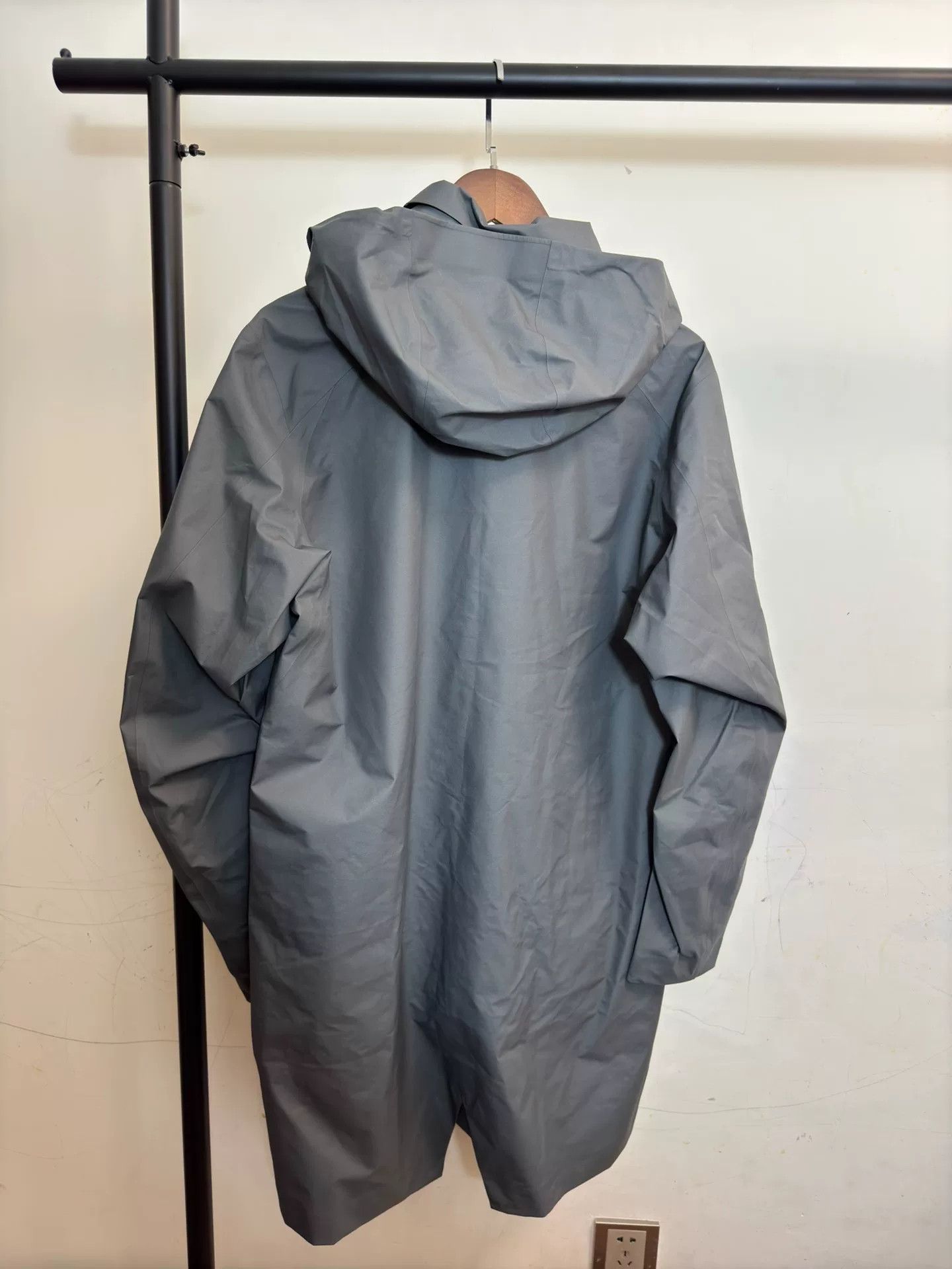 Arc'teryx Arcteryx Solano Long Hooded Jacket Size US L / EU 52-54 / 3 - 2 Thumbnail