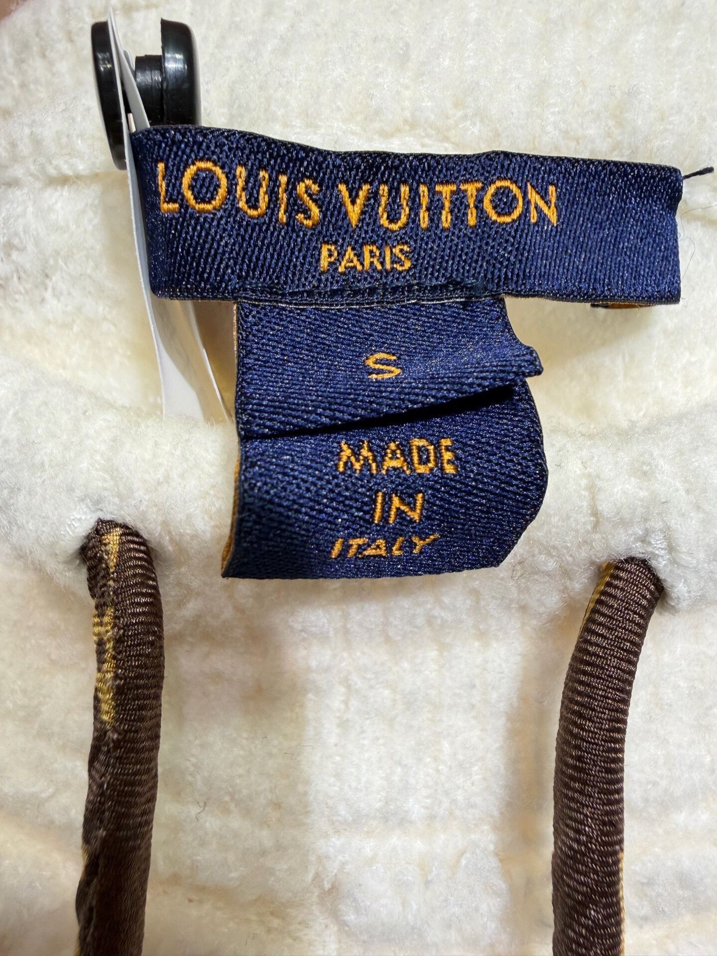 Louis Vuitton Louis Vuitton Beige Logo Print Shorts Size 26" / US 2 / IT 38 - 5 Thumbnail