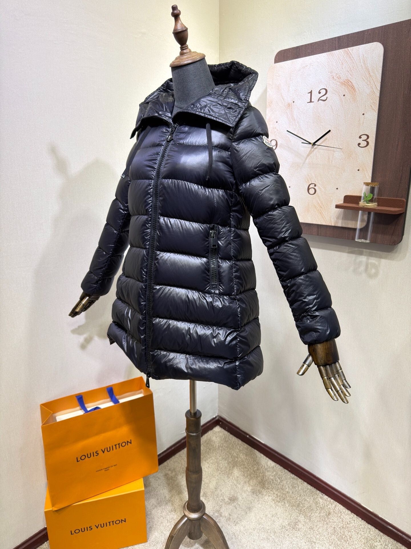 Moncler Moncler Suyen Black Down Jacket Size 0 Size XS / US 0-2 / IT 36-38 - 3 Thumbnail