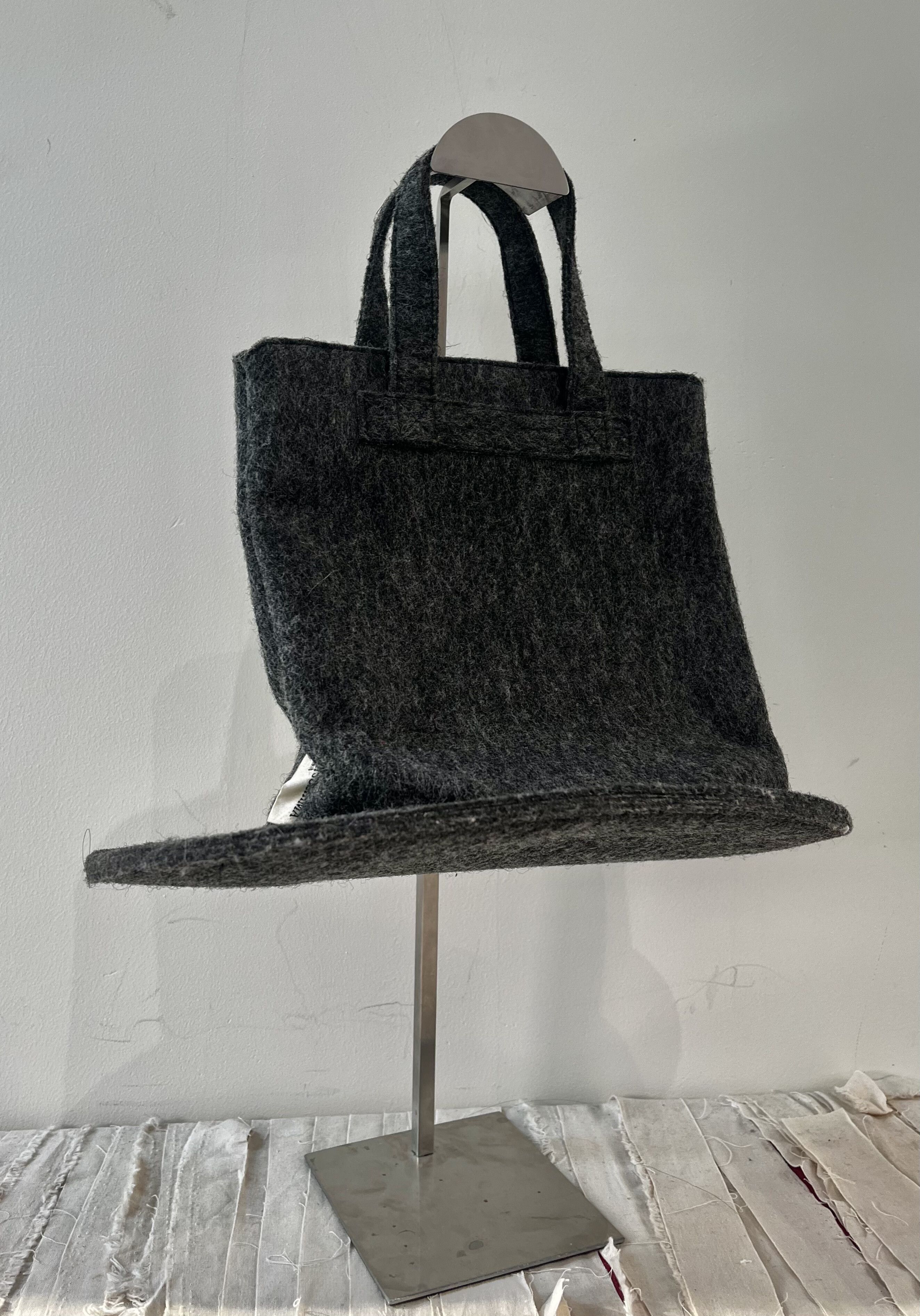 Masaki Matsushima Masaki Matsushima Hat Shape Handbag Size ONE SIZE - 3 Thumbnail