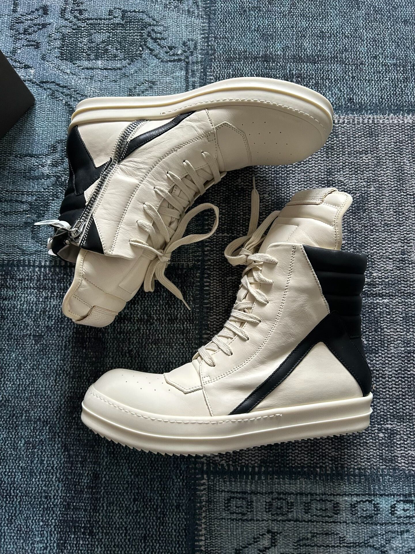 Rick Owens Rick Owens Stylish High-Top Sneakers Size US 7.5 / EU 40-41 - 3 Thumbnail