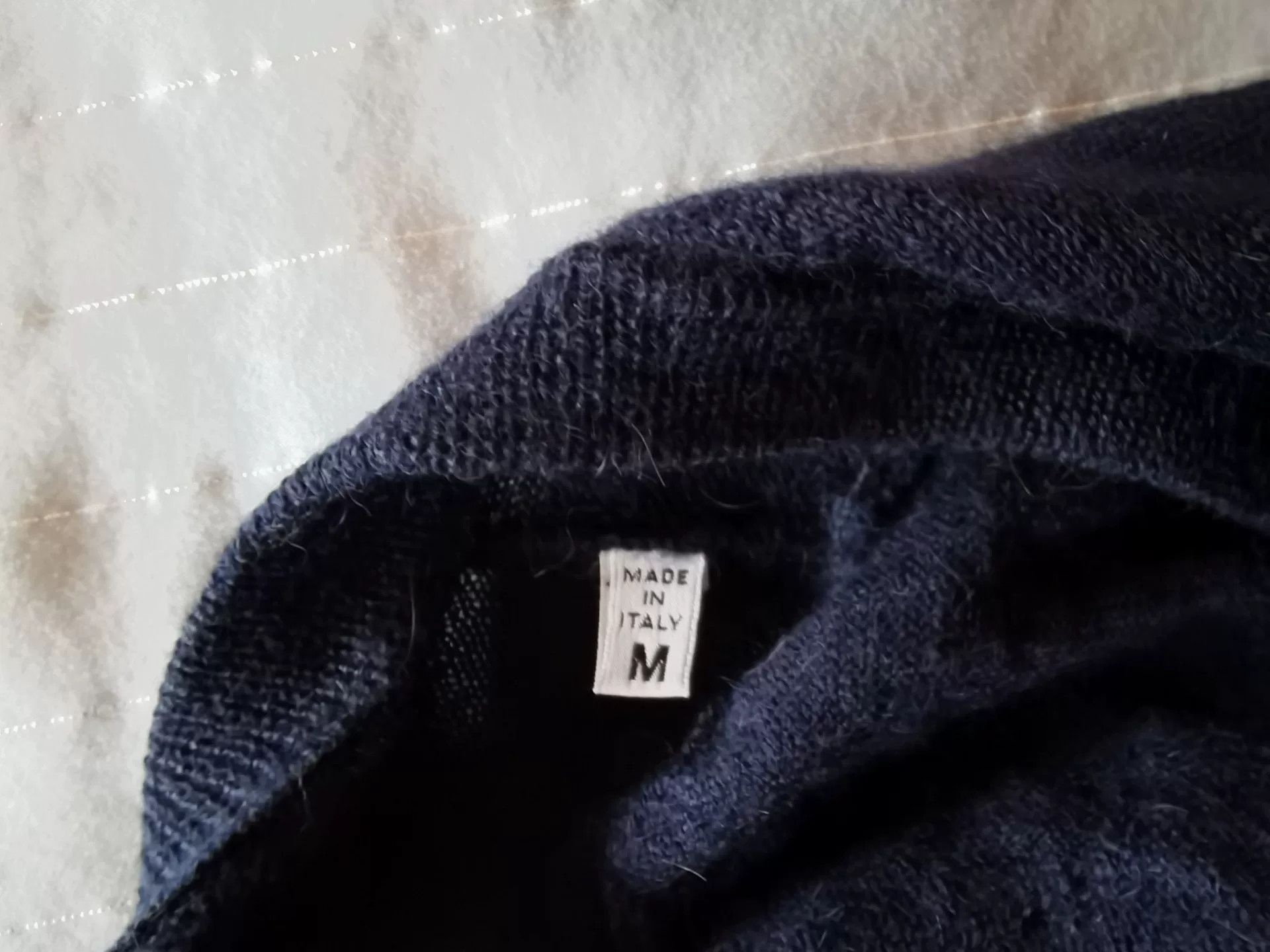 Maison Margiela Maison Margiela Wool Sweater with V-neck Size M / US 6-8 / IT 42-44 - 6 Thumbnail