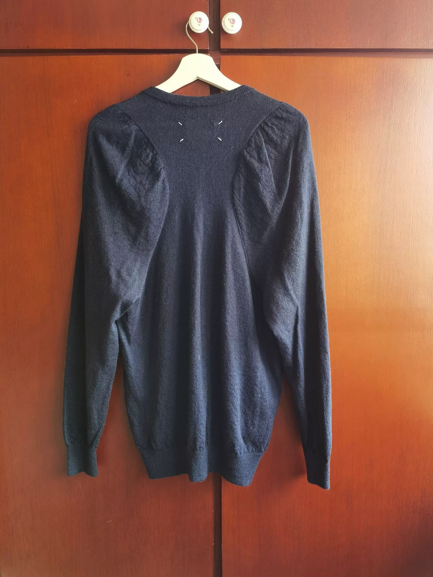 Maison Margiela Maison Margiela Wool Sweater with V-neck Size M / US 6-8 / IT 42-44 - 3 Thumbnail