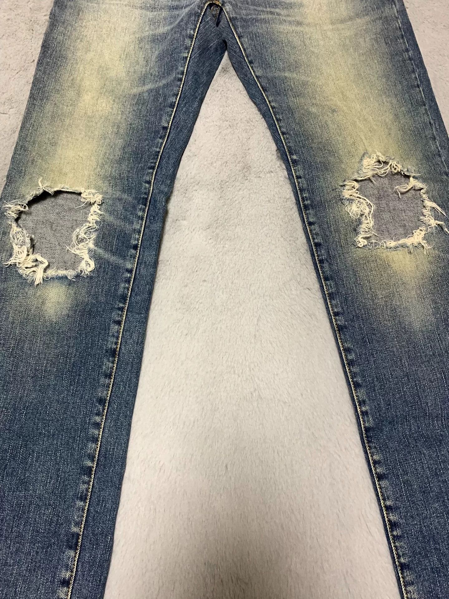 Saint Laurent Paris Saint Laurent Blue Distressed Denim Pants Size US 32 / EU 48 - 6 Thumbnail