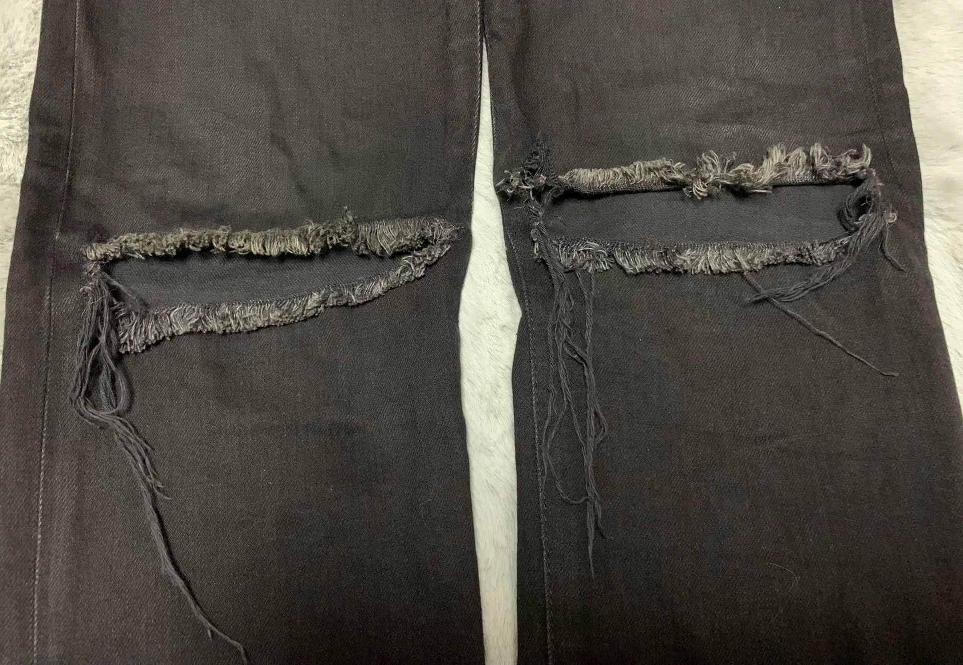 Saint Laurent Paris Saint Laurent Black Distressed Denim Jeans Size US 32 / EU 48 - 6 Thumbnail
