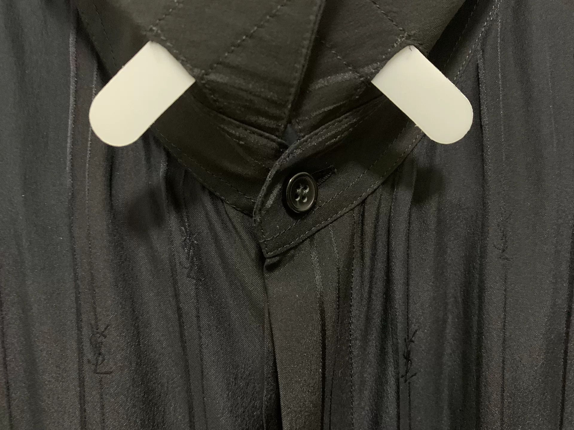 Saint Laurent Paris Saint Laurent Black Silk Striped Shirt Size US M / EU 48-50 / 2 - 7 Thumbnail