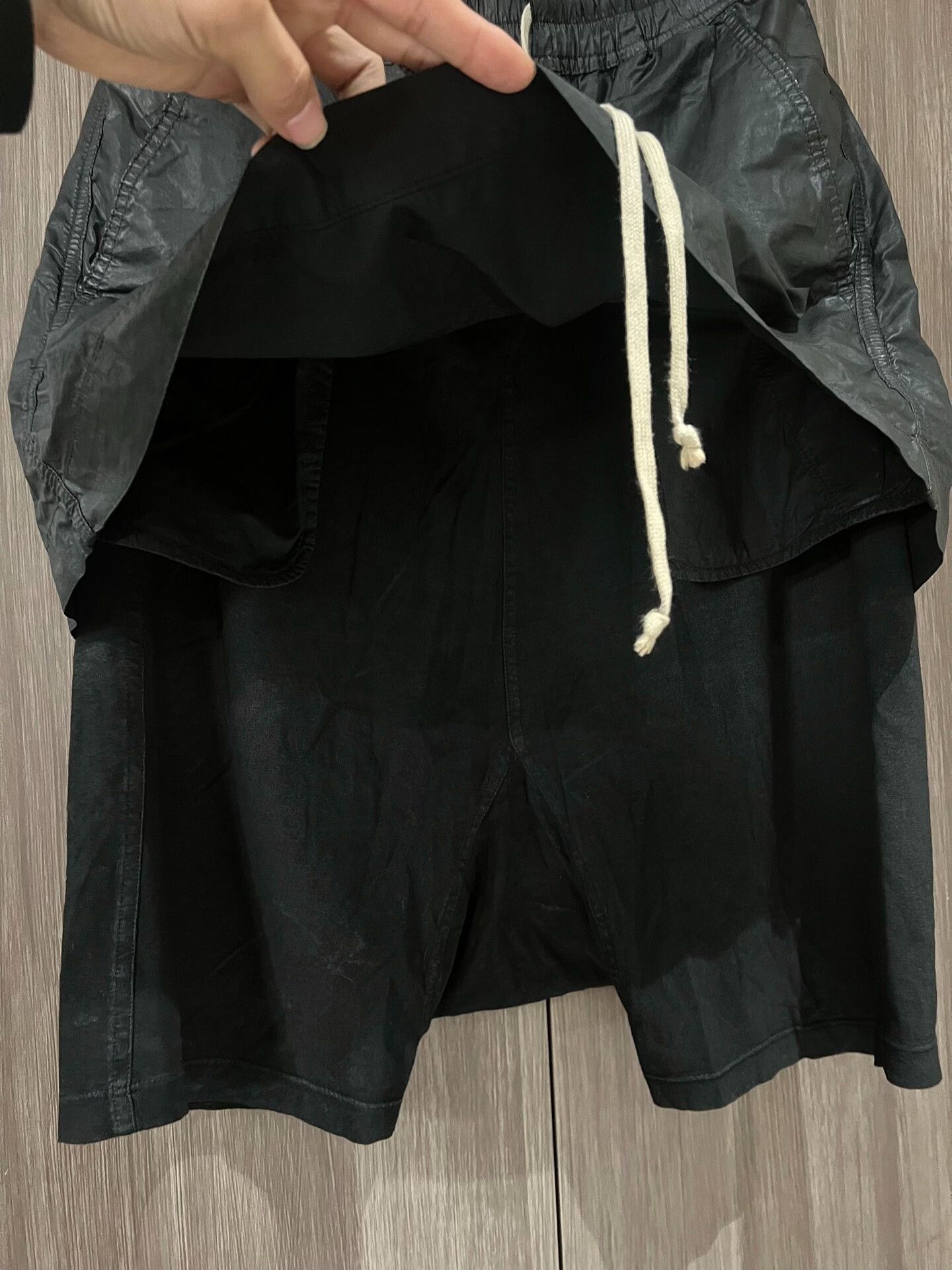 Rick Owens Rick Owens Waxed Layered Shorts Size US 28 / EU 44 - 3 Thumbnail