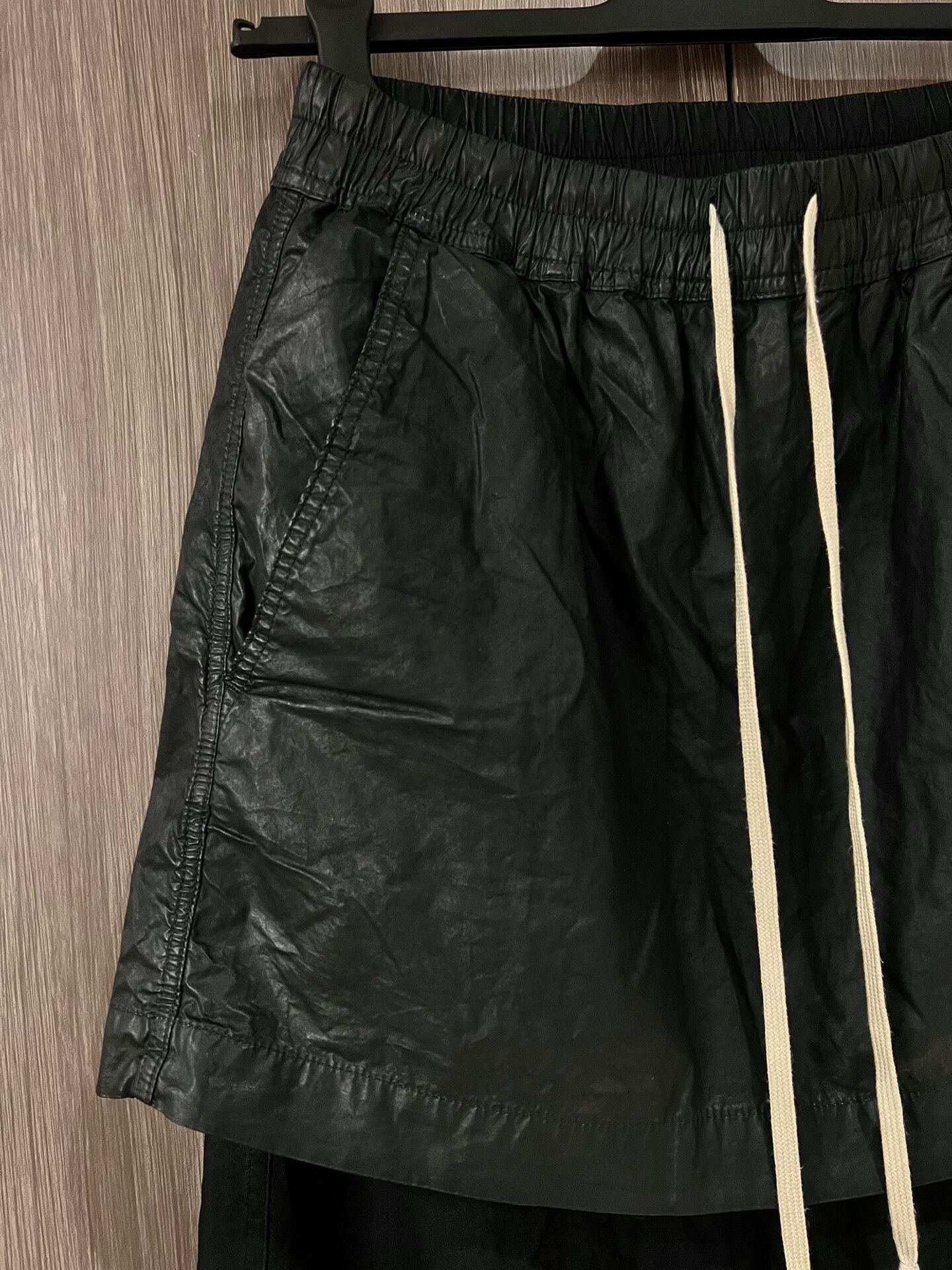 Rick Owens Rick Owens Waxed Layered Shorts Size US 28 / EU 44 - 4 Thumbnail