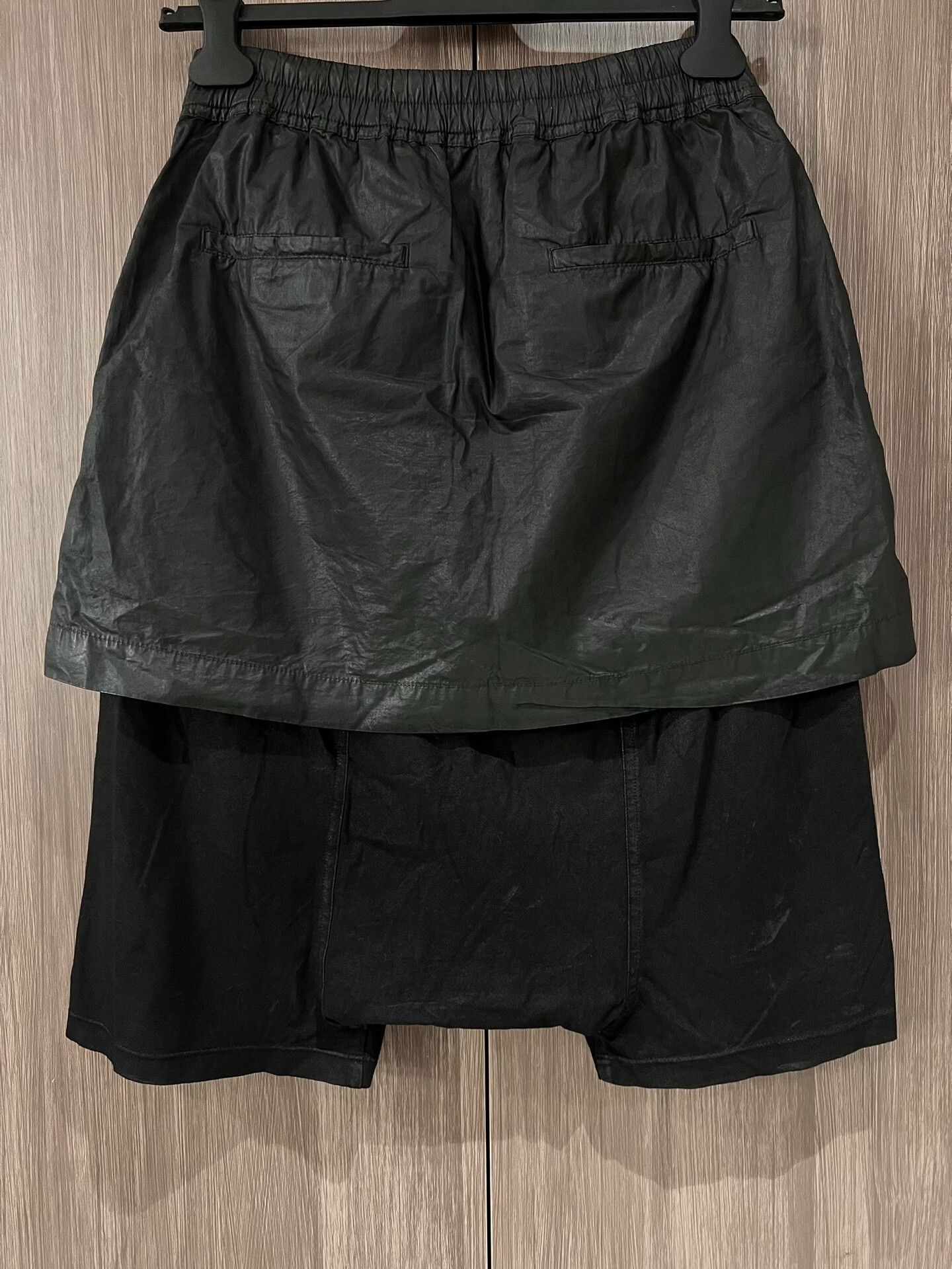 Rick Owens Rick Owens Waxed Layered Shorts Size US 28 / EU 44 - 2 Thumbnail