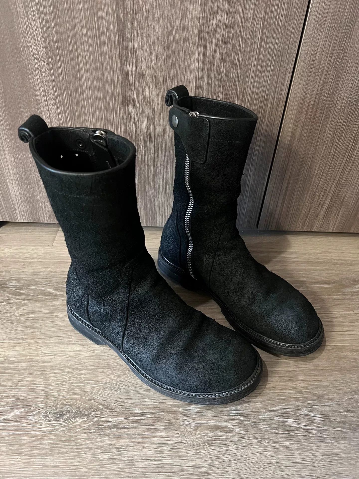 Rick Owens Rick Owens Black Suede Military Zip Boots Size US 7 / EU 40 - 2 Thumbnail