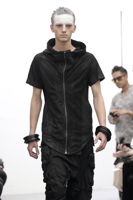 Julius Julius 7 Black Short Sleeve Hooded Jacket Size US M / EU 48-50 / 2 - 8 Thumbnail