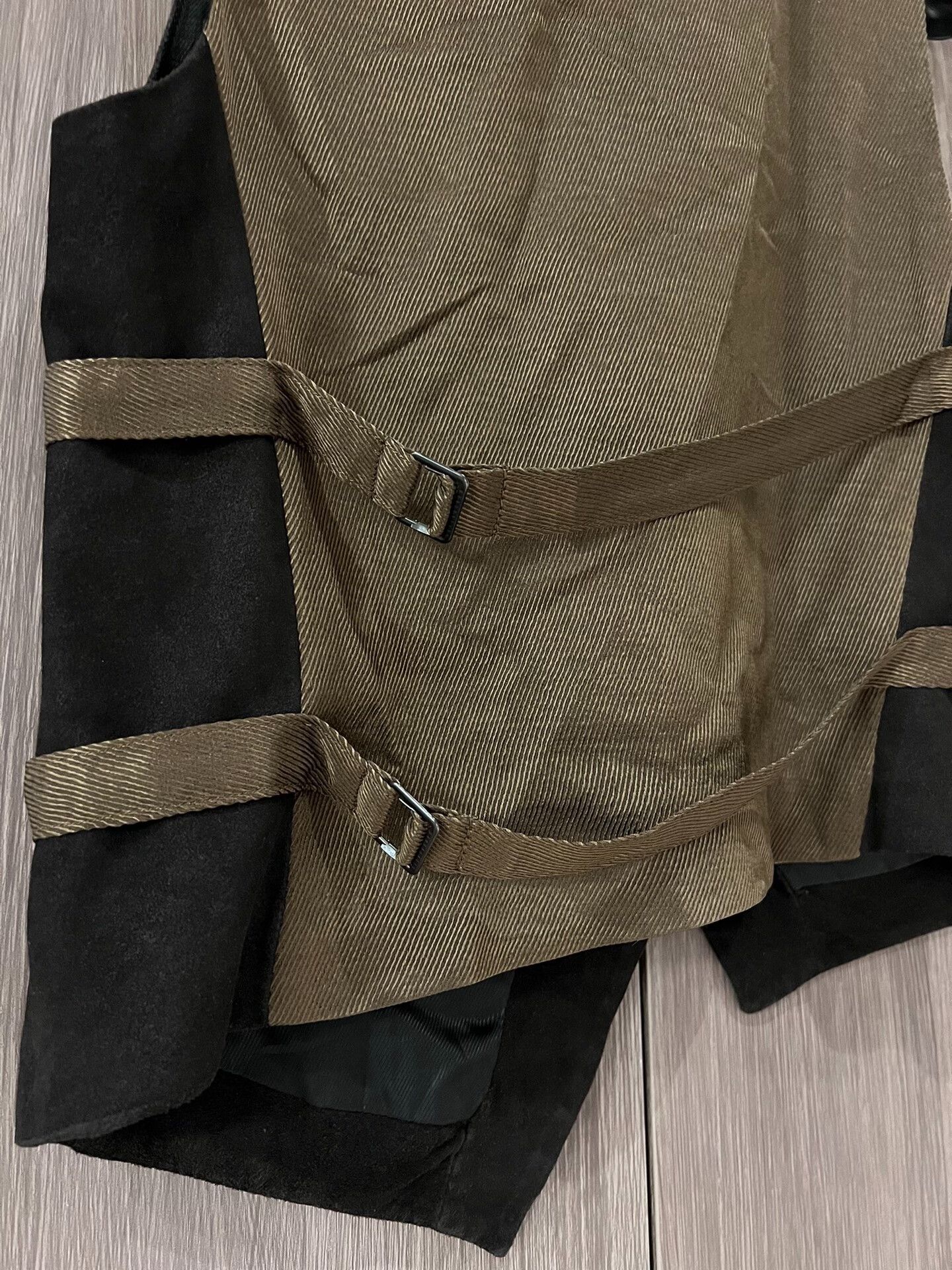 Ann Demeulemeester Ann Demeulemeester Asymmetrical Suede Vest Size S / US 4 / IT 40 - 4 Thumbnail