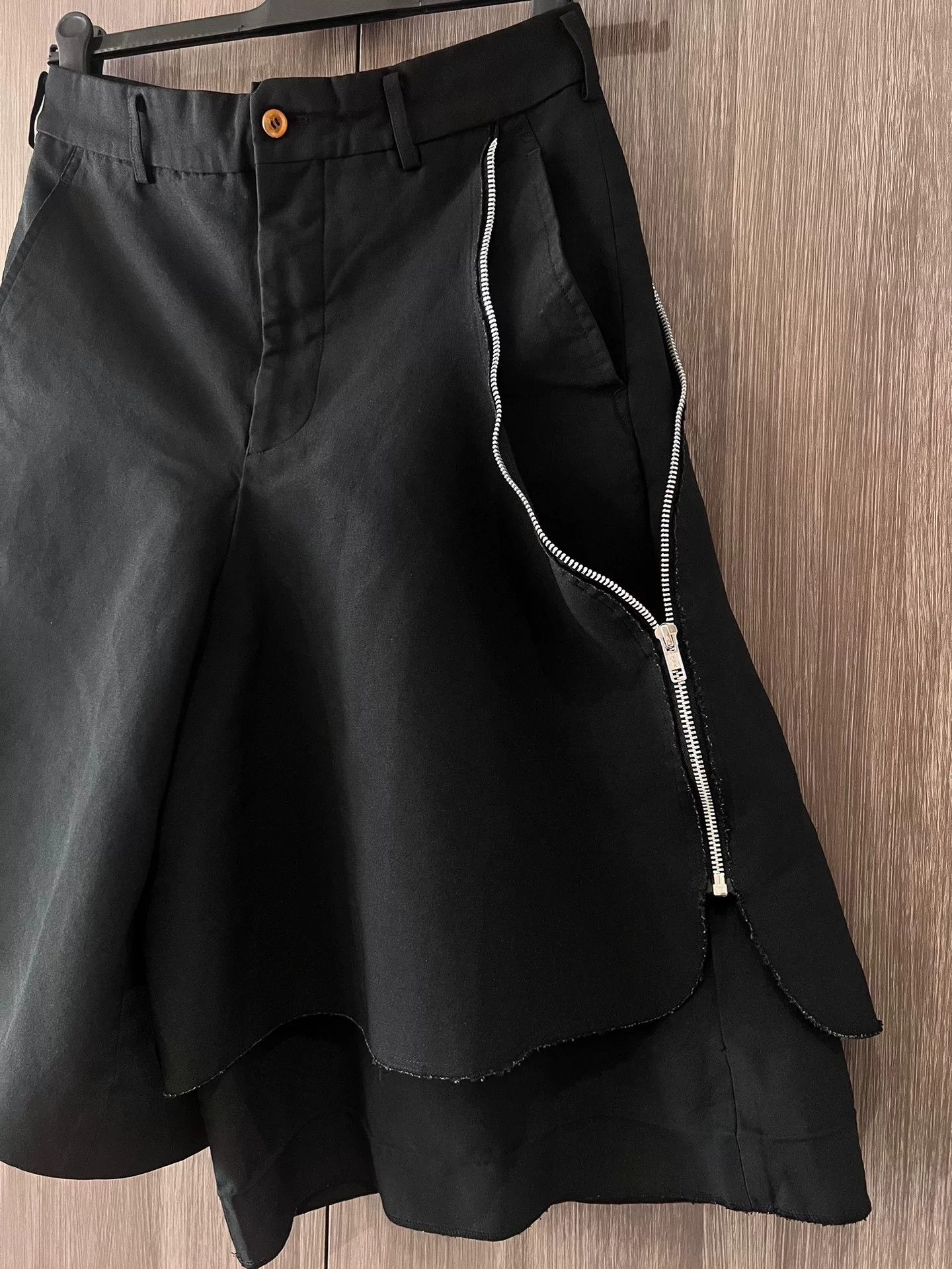 Comme des Garcons Comme des Garcons Plus Shorts Size US 26 / EU 42 - 4 Thumbnail