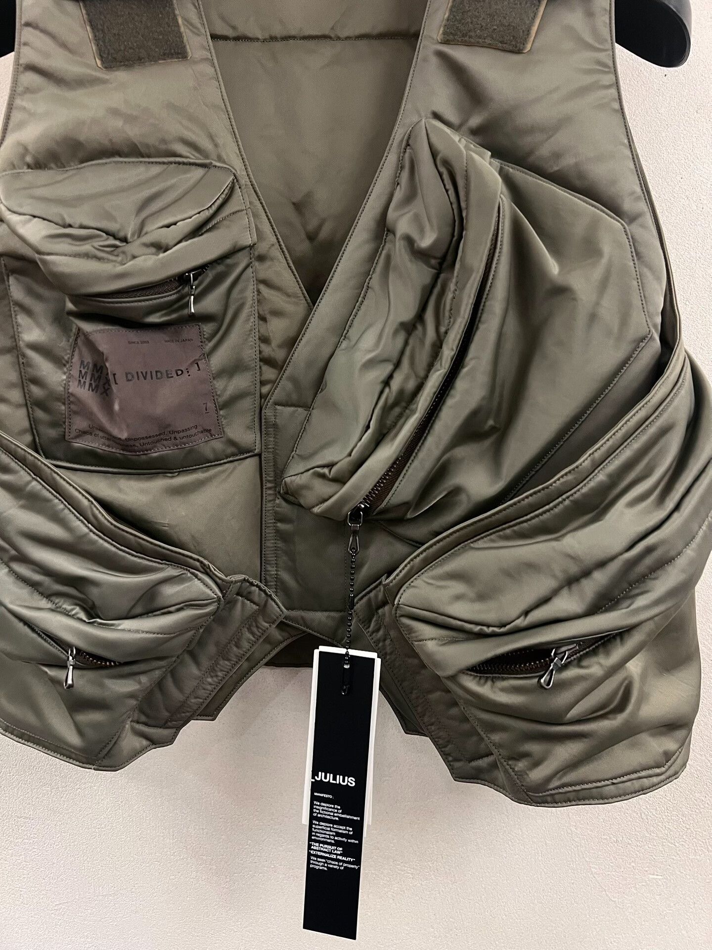 Julius Julius 7 Flight Vest with Pockets Size US M / EU 48-50 / 2 - 7 Thumbnail