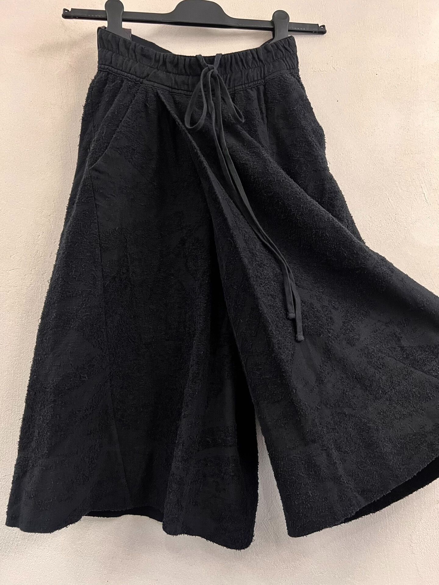 Julius Julius_7 Wide-Leg Trousers with Floral Design Size 22" - 3 Thumbnail